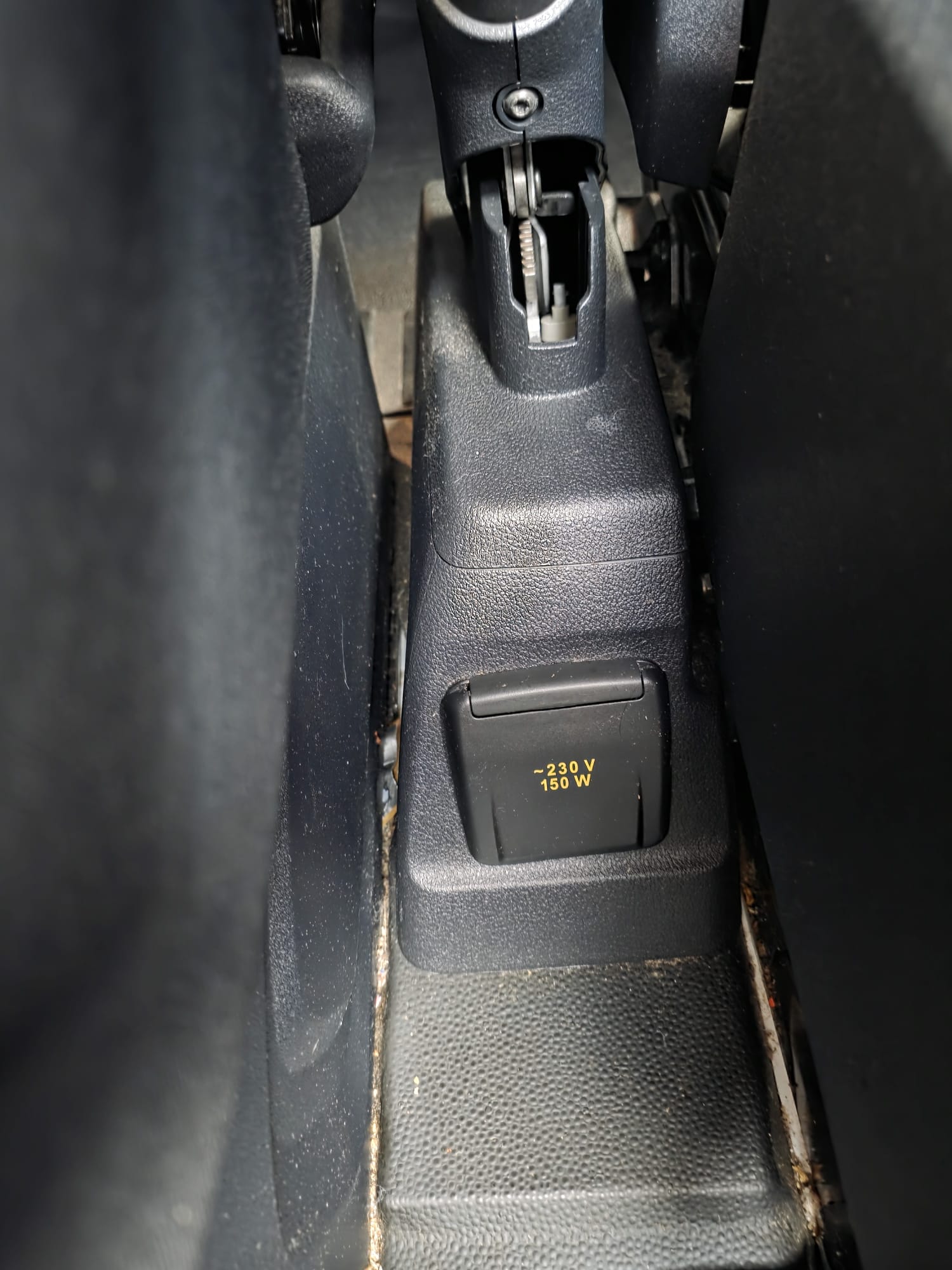 FORD 2.0 TDCi 170 Trend-image-11