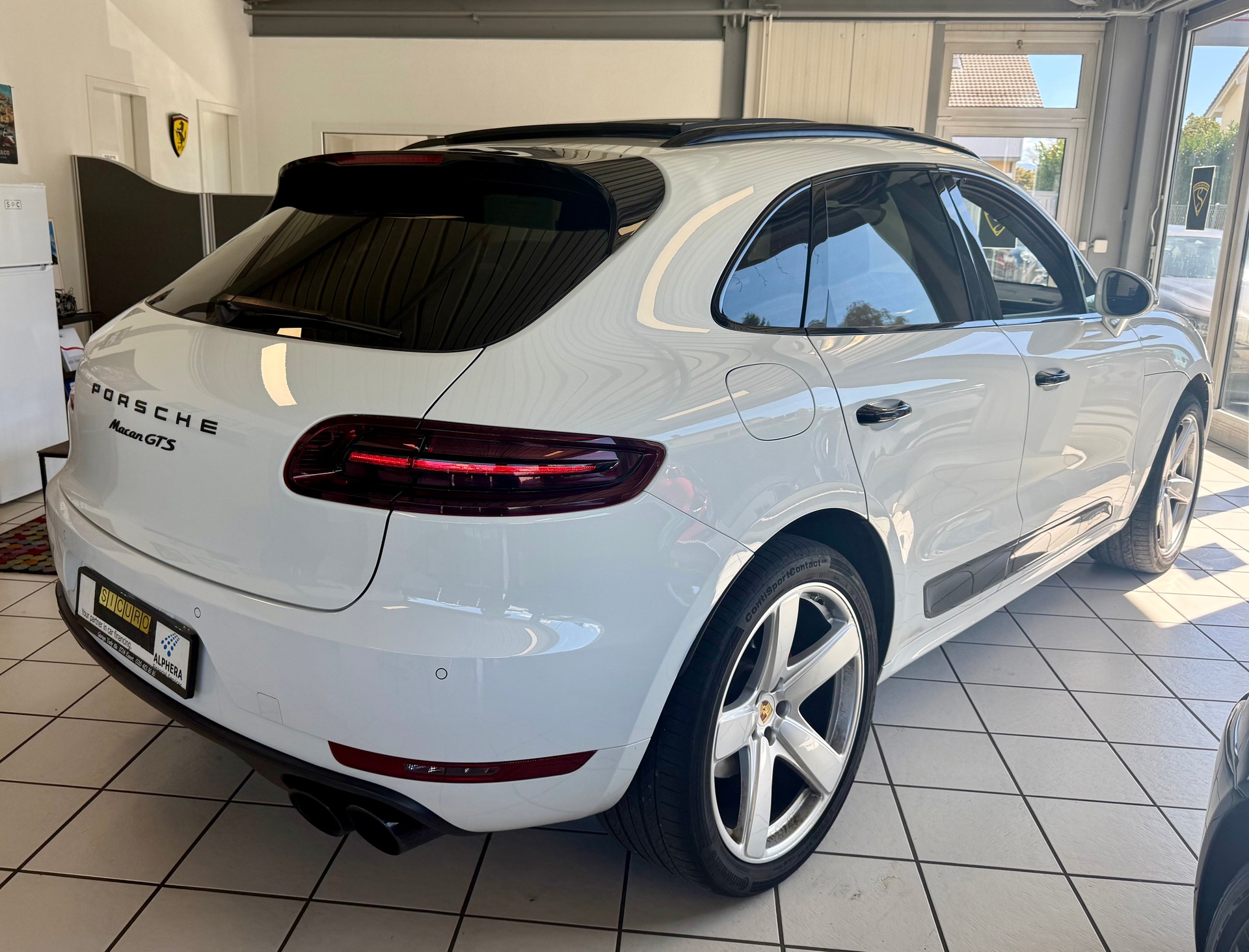 PORSCHE Macan GTS PDK-image-9