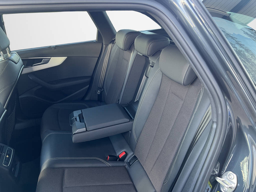 AUDI A4 Avant 2.0 40 TDI Advanced quattro S-T-image-14
