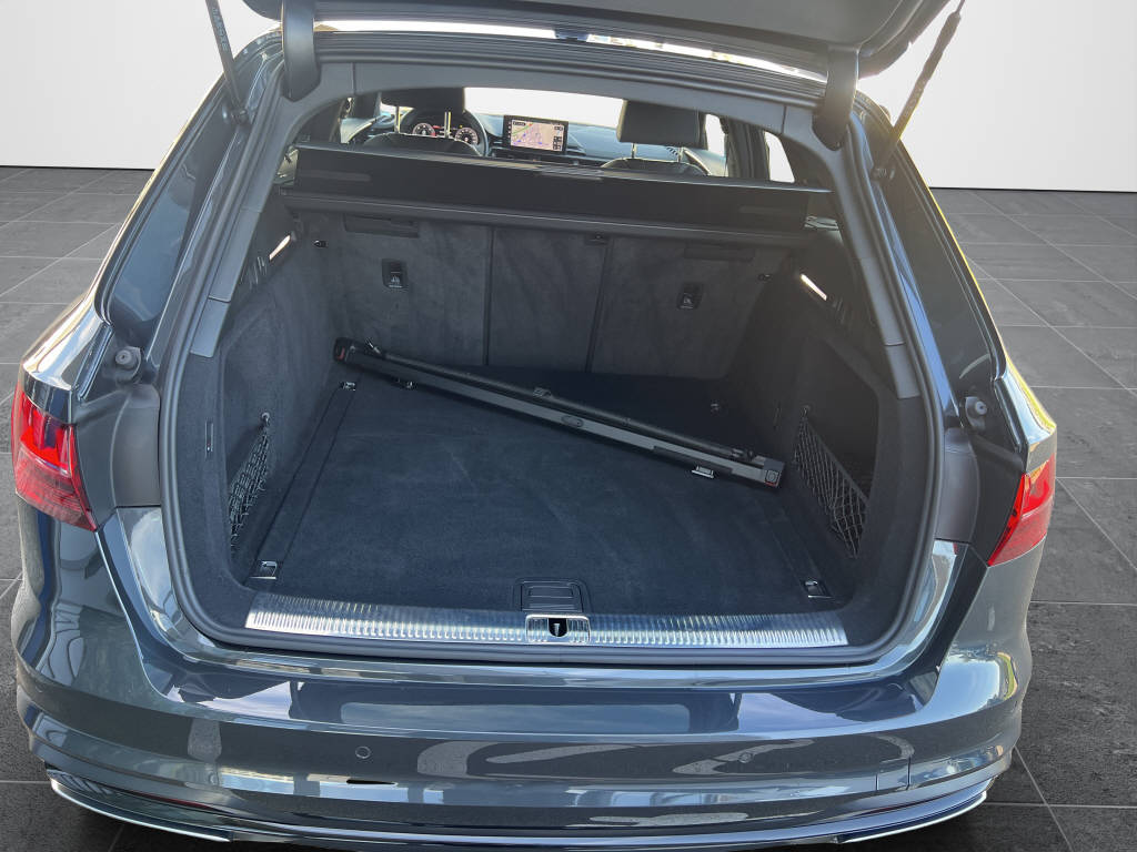 AUDI A4 Avant 2.0 40 TDI Advanced quattro S-T-image-15