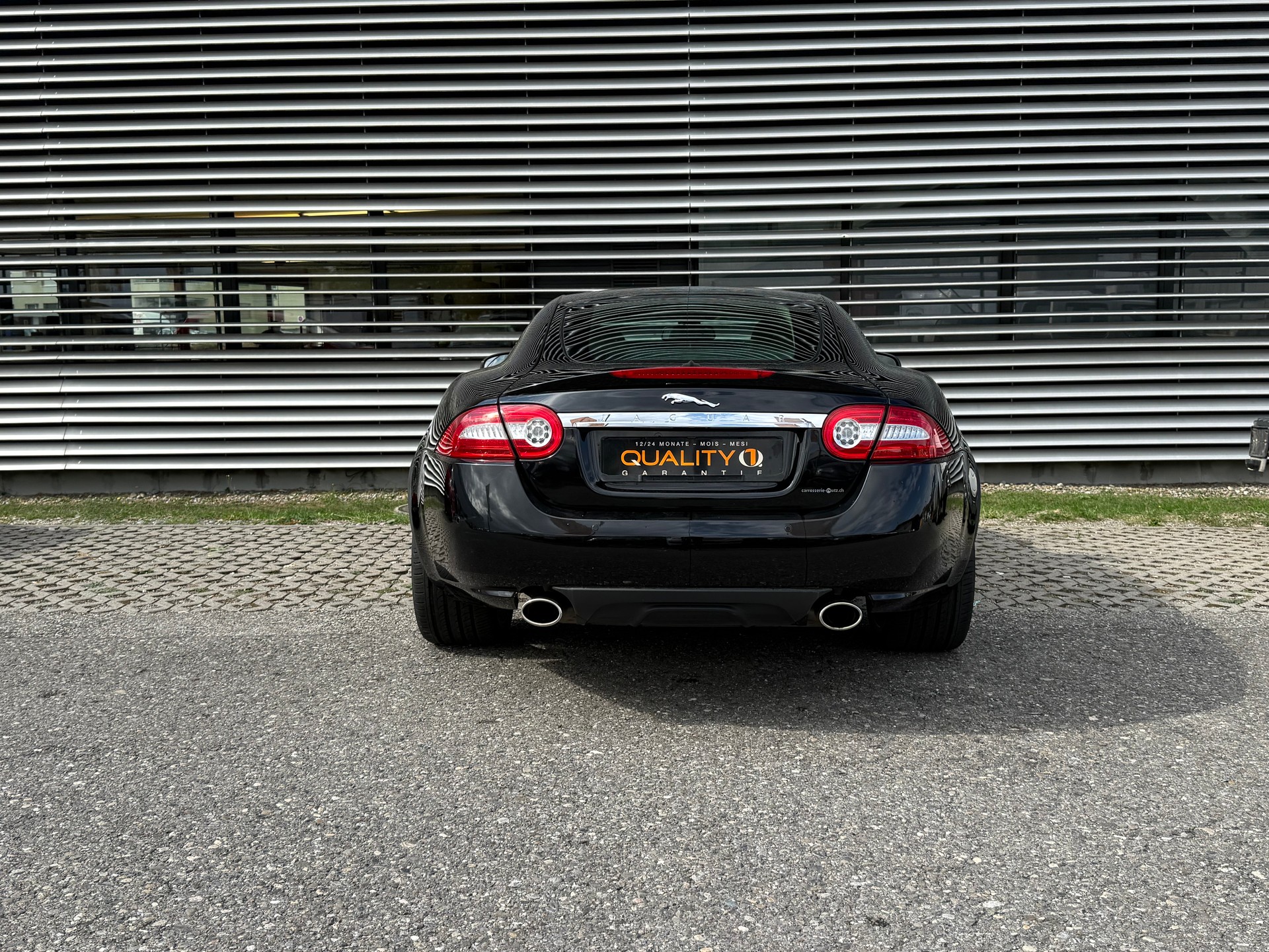 JAGUAR XK 5.0 V8 Portfolio Automatic-image-2