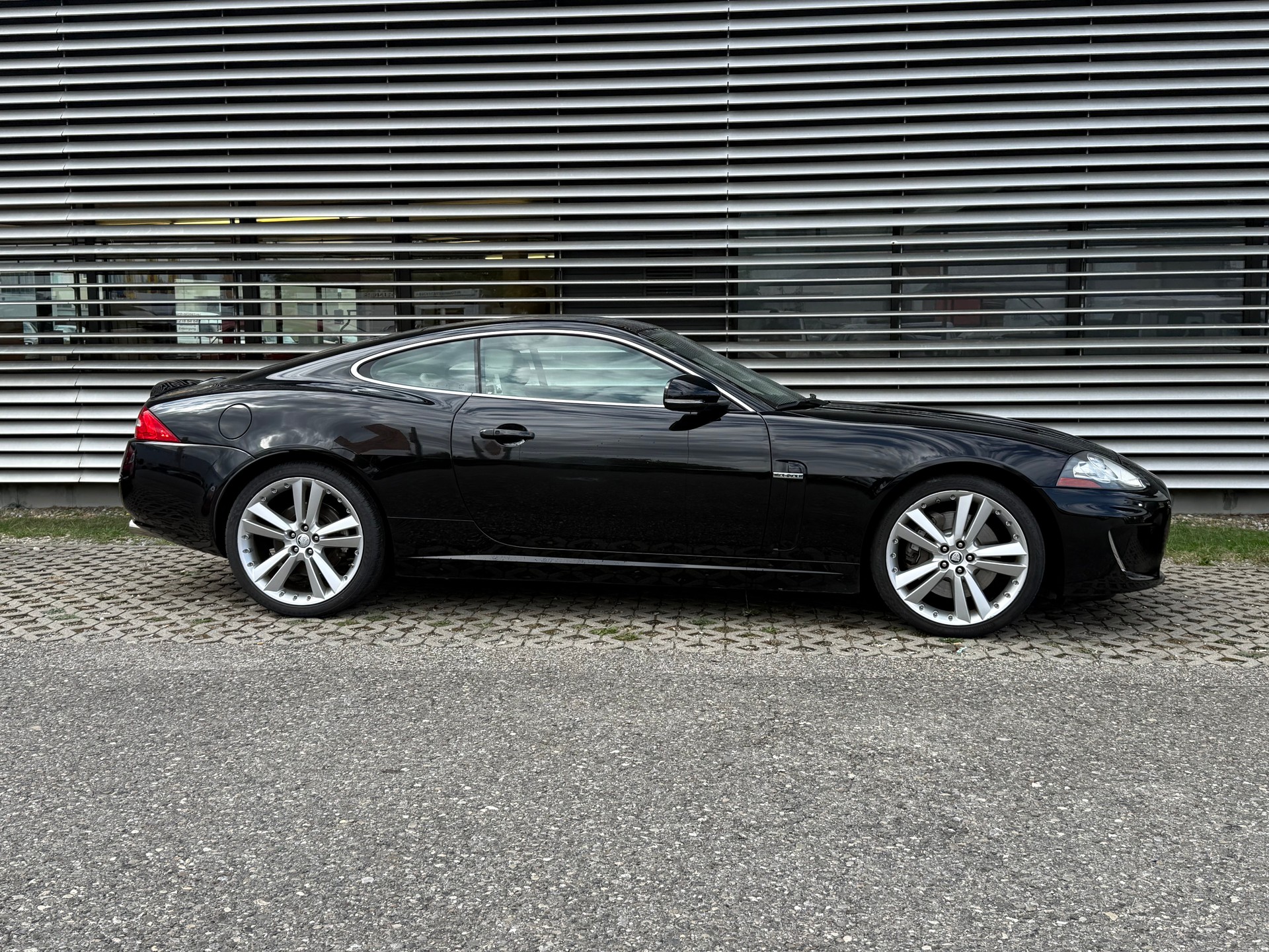 JAGUAR XK 5.0 V8 Portfolio Automatic-image-12