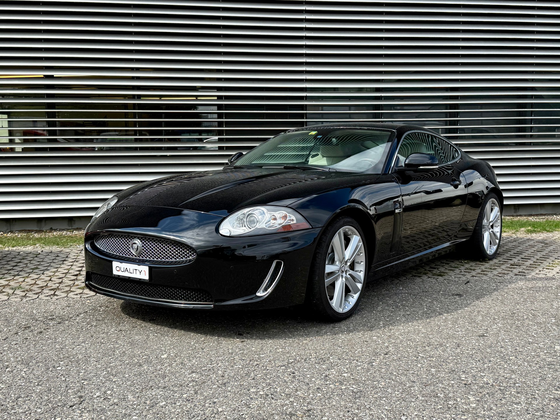 JAGUAR XK 5.0 V8 Portfolio Automatic-image-0