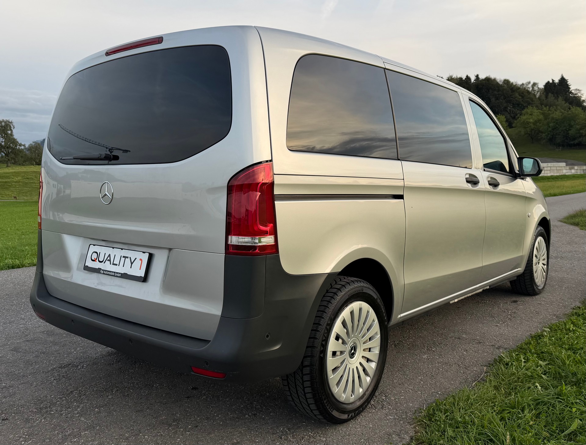 MERCEDES-BENZ Vito 116 CDI Pro Tourer 4Matic 9G-Tronic-image-5