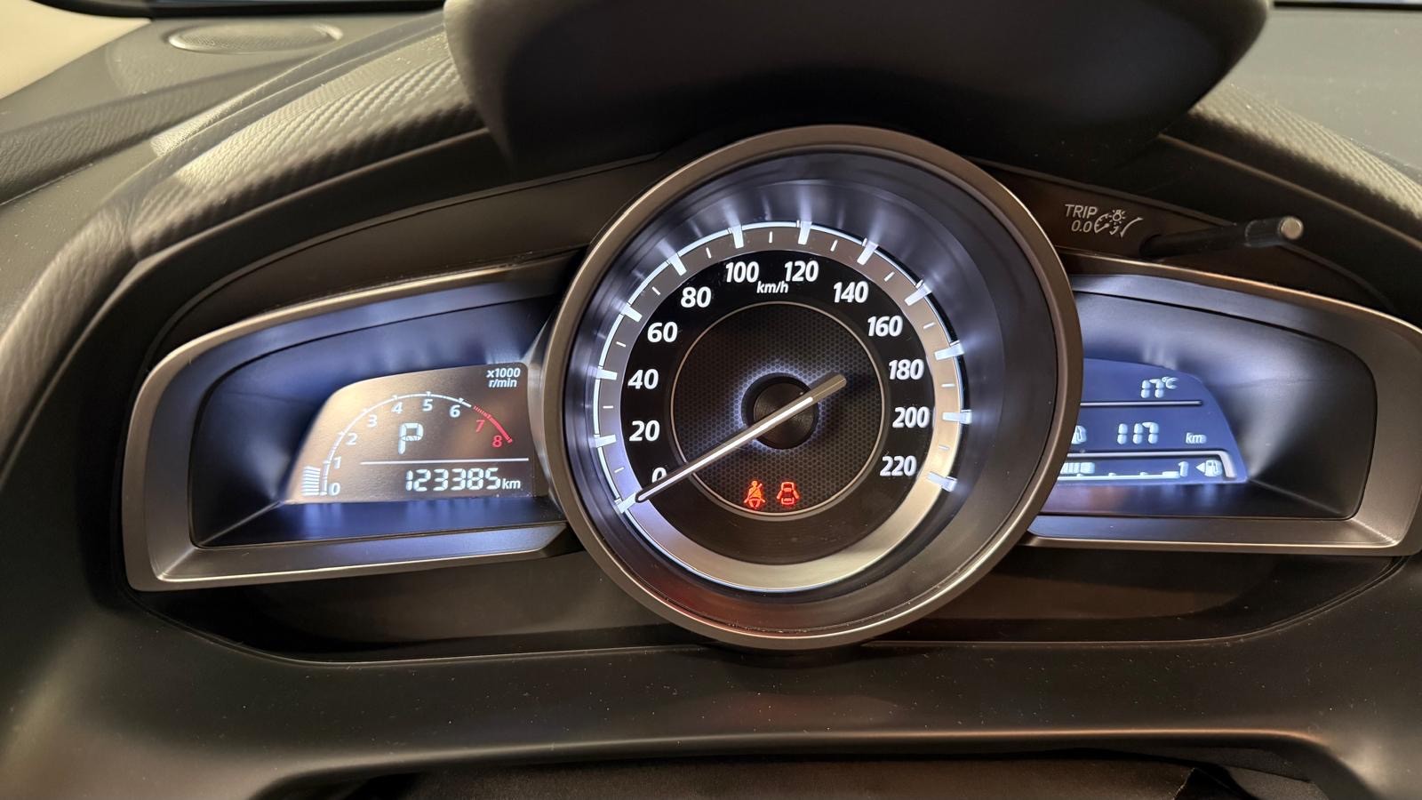 MAZDA CX-3 2.0 Revolution AWD Skyactiv Drive-image-12