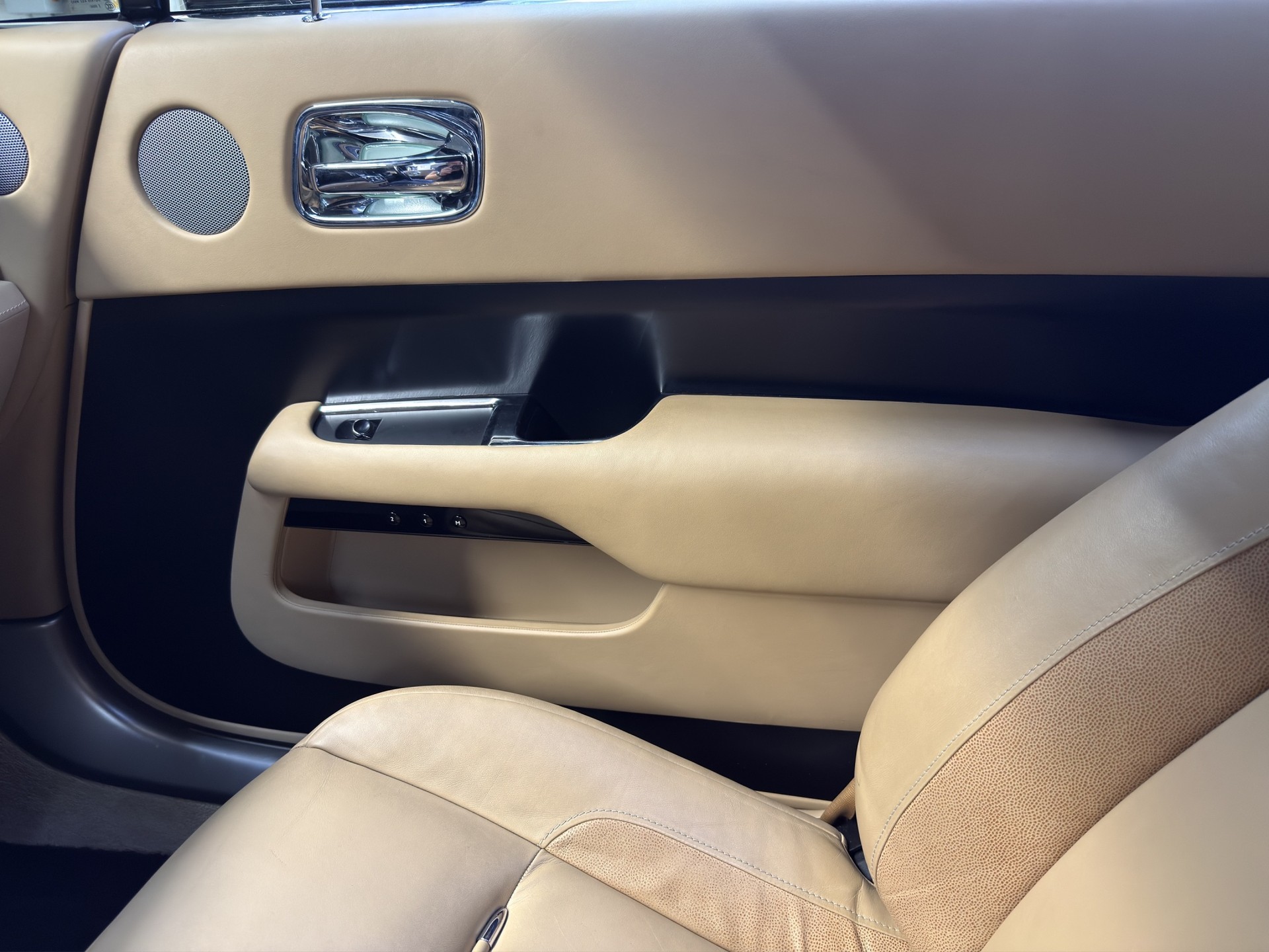ROLLS-ROYCE COUPE 6.6 V12-image-27