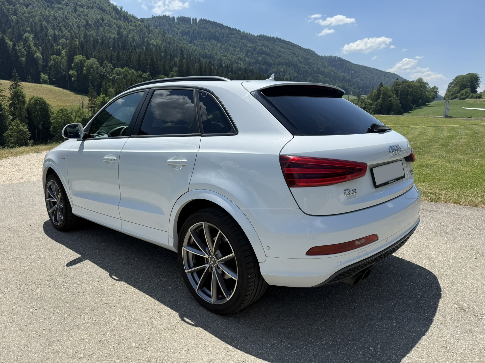 AUDI 2.0 TFSI quattro S-Tronic-image-3