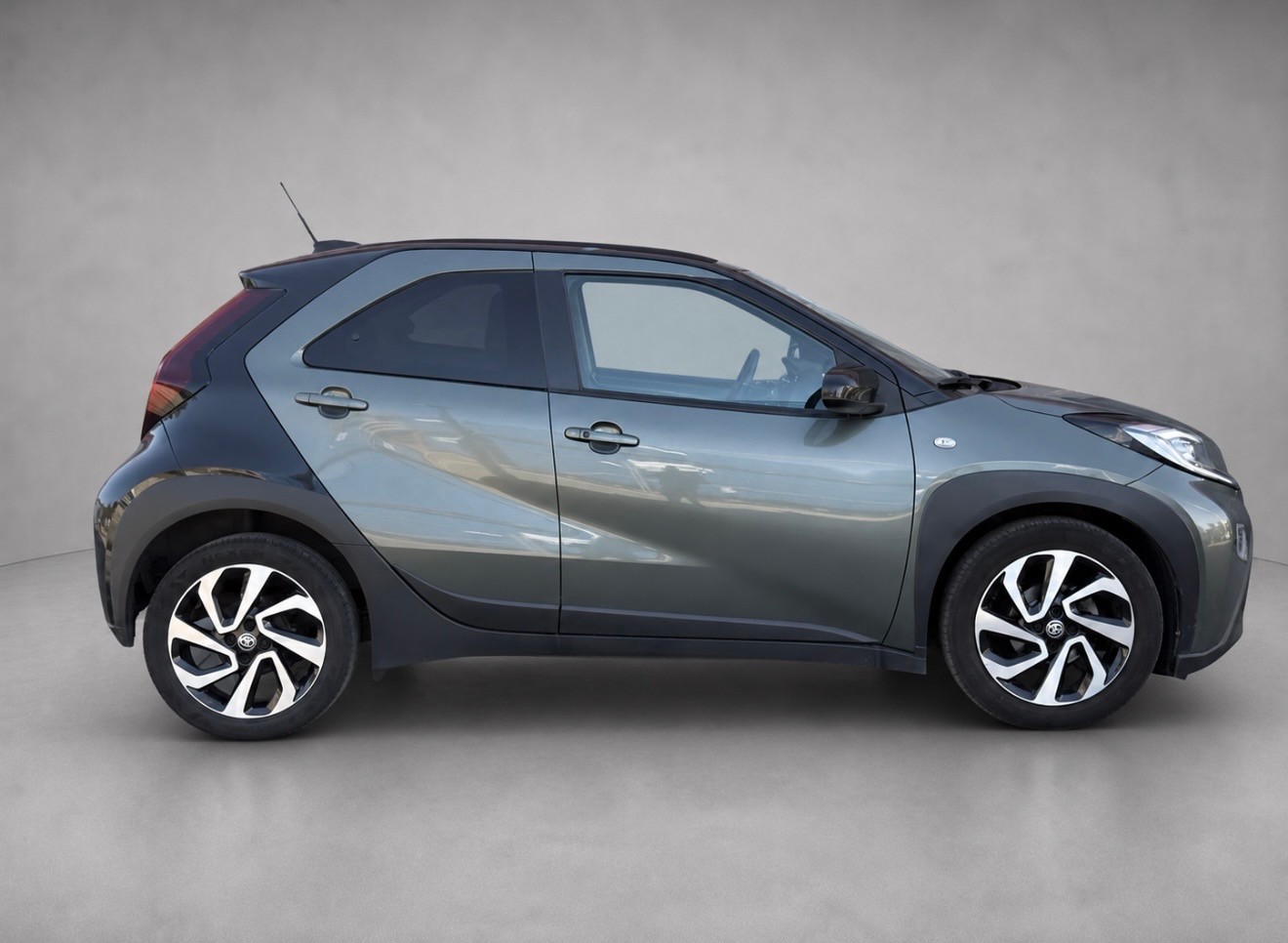TOYOTA Aygo X 1.0 VVT-i Trend CVT-image-3