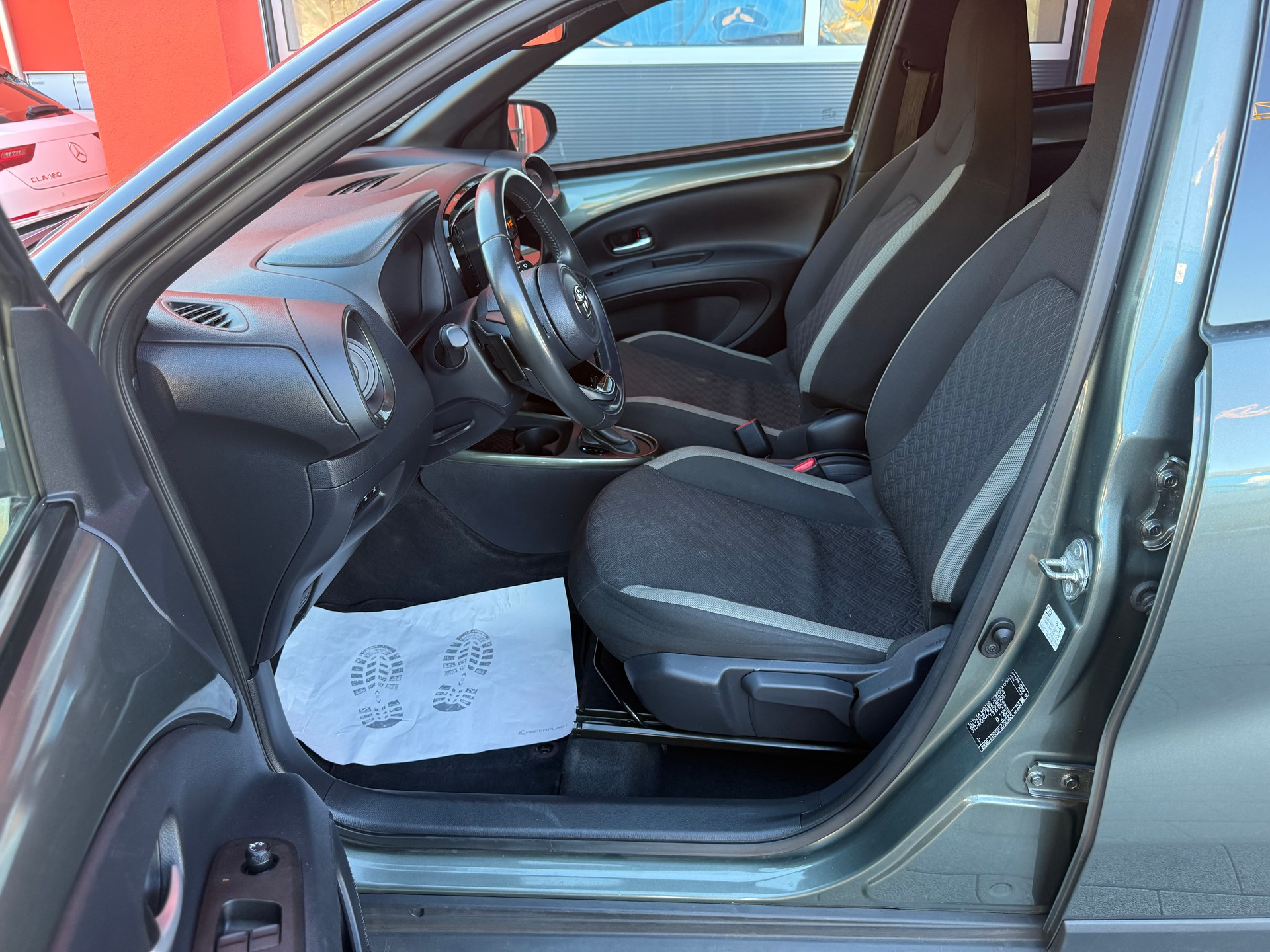 TOYOTA Aygo X 1.0 VVT-i Trend CVT-image-11