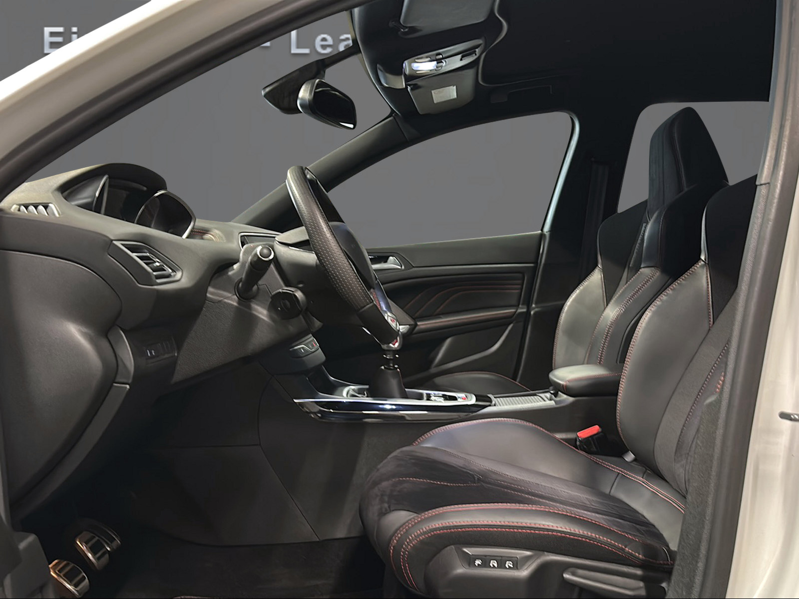 PEUGEOT 308 1.6 GTi-image-9