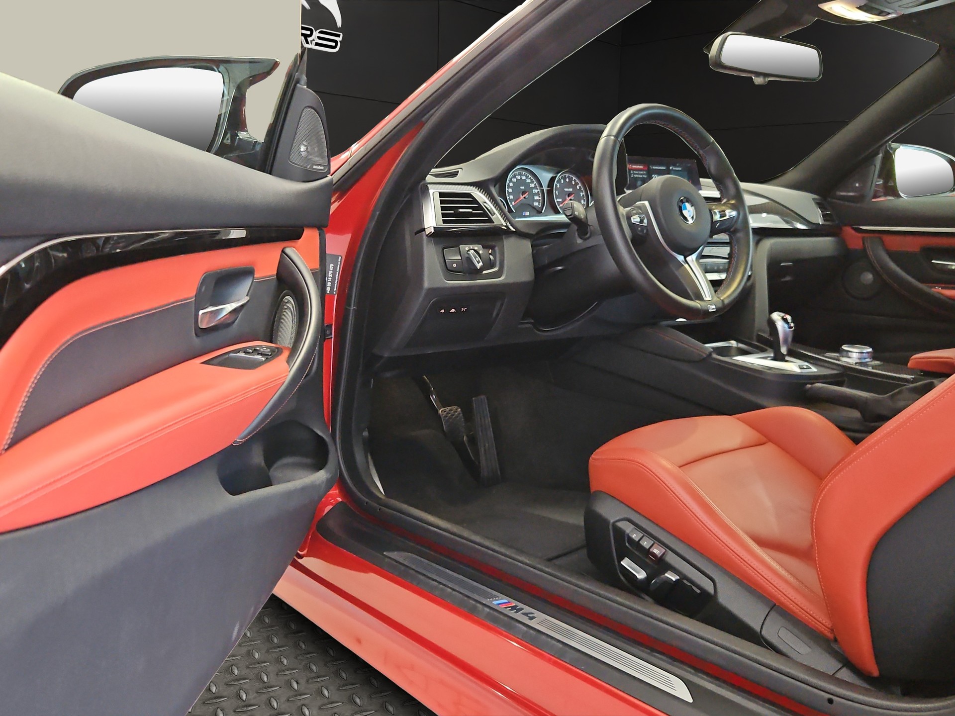 BMW M4 Coupé Competition DKG-image-16