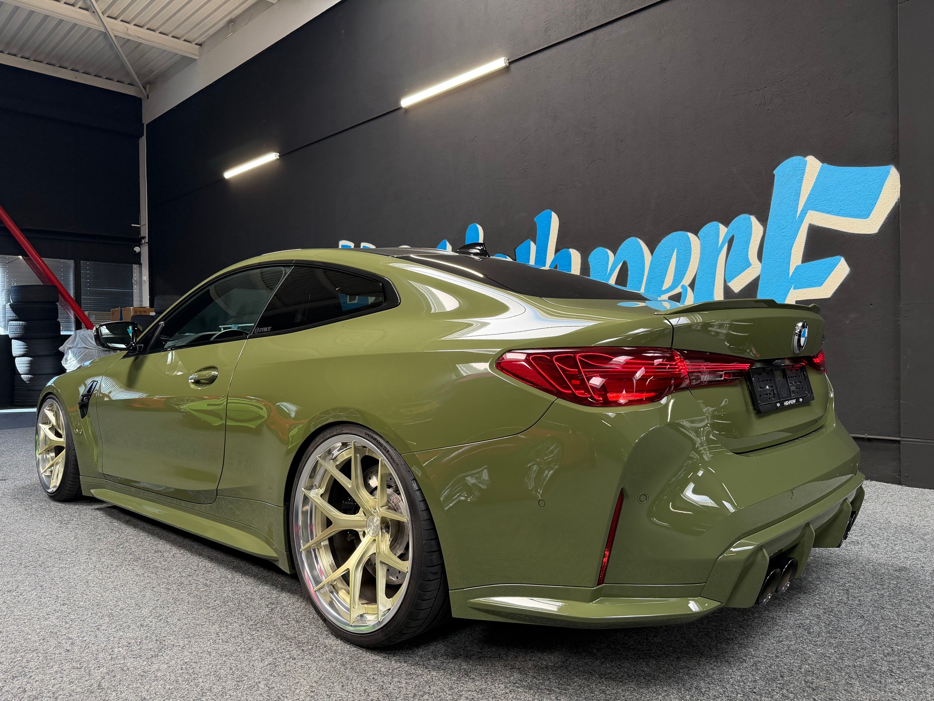 BMW M4 Coupé Competition-image-2