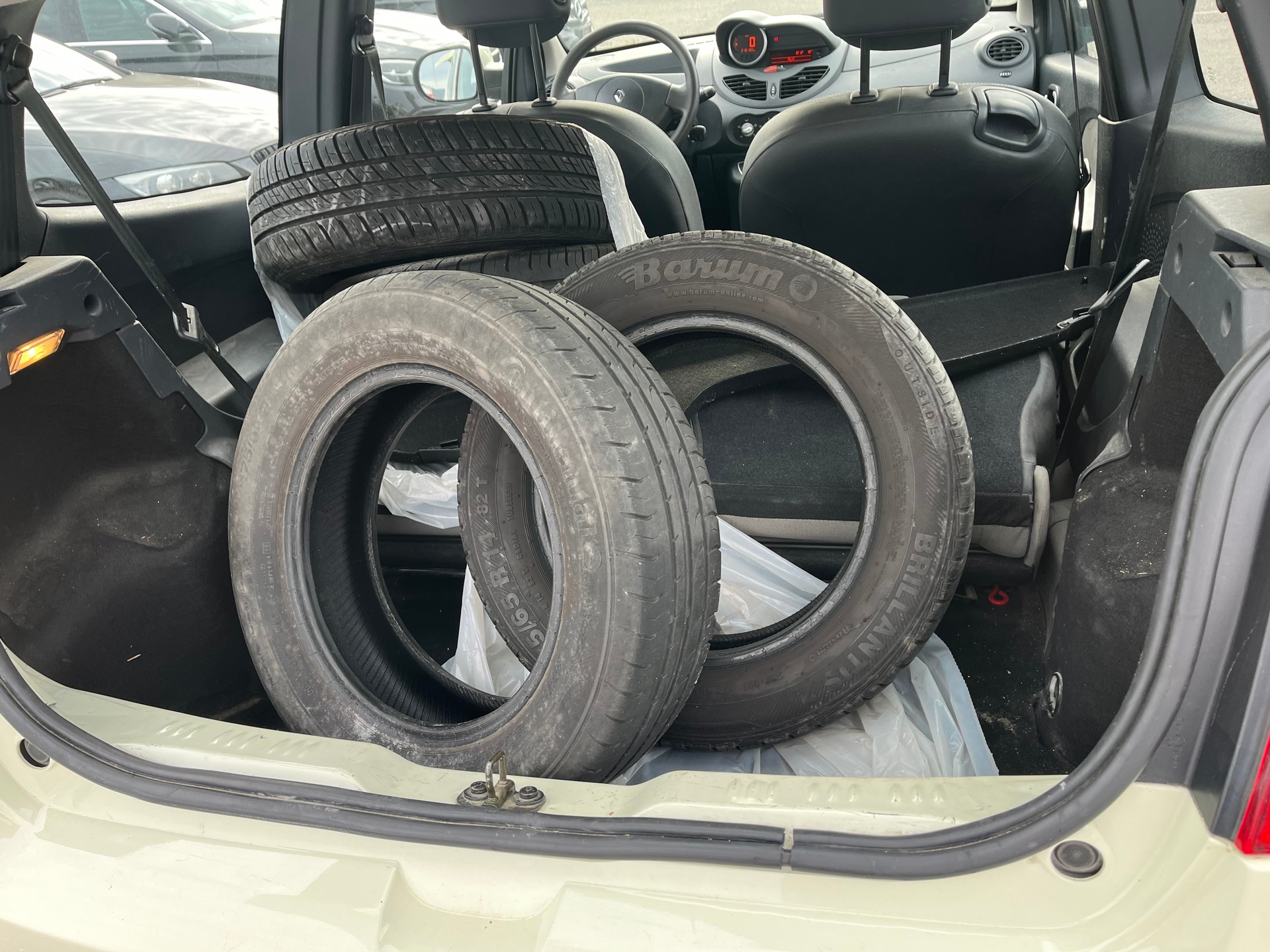 RENAULT Twingo 1.2 16V Dynamique-image-12