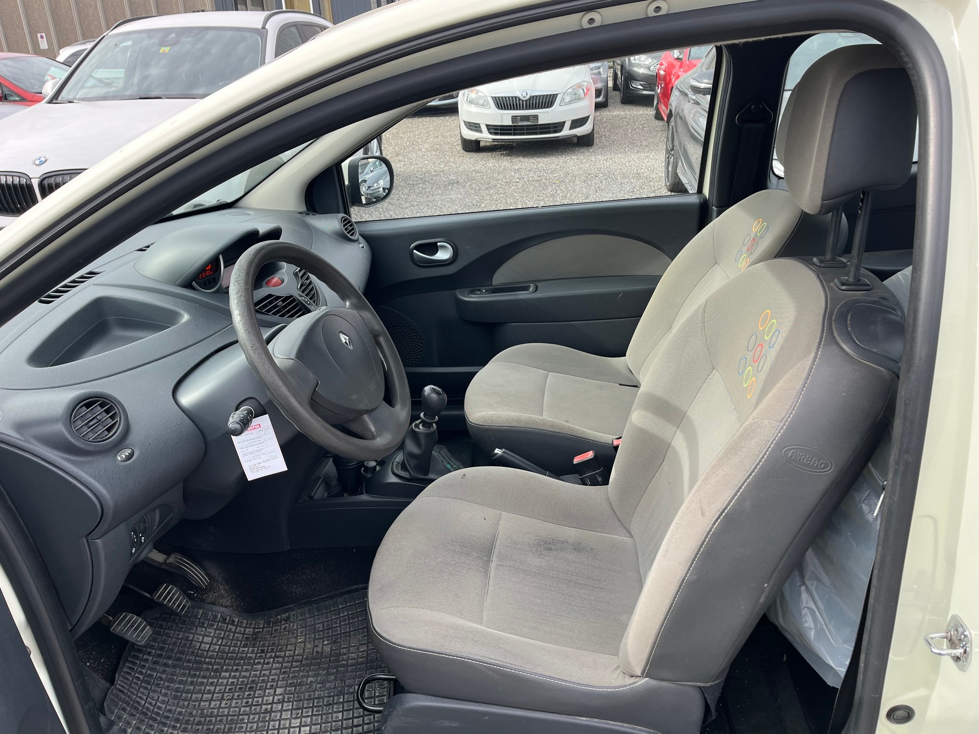 RENAULT Twingo 1.2 16V Dynamique-image-9