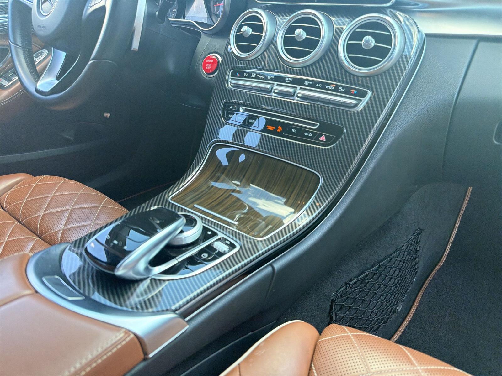MERCEDES-BENZ C-Klasse W205 C 200 AMG Line 4matic 8 (CH)-image-14