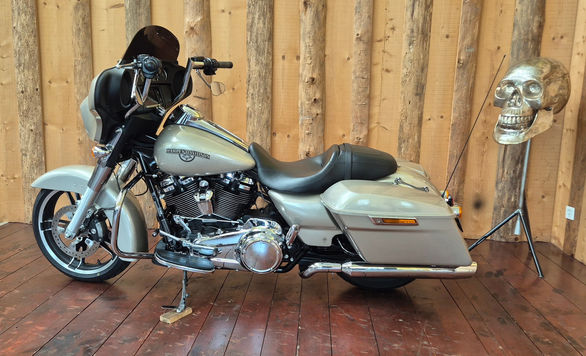 HARLEY-DAVIDSON FLHX Street Glide 107 ABS-image-14