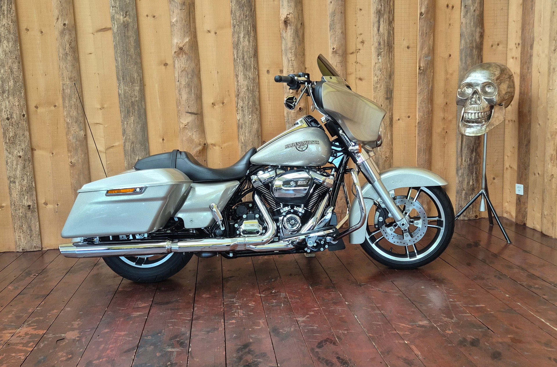 HARLEY-DAVIDSON FLHX Street Glide 107 ABS
