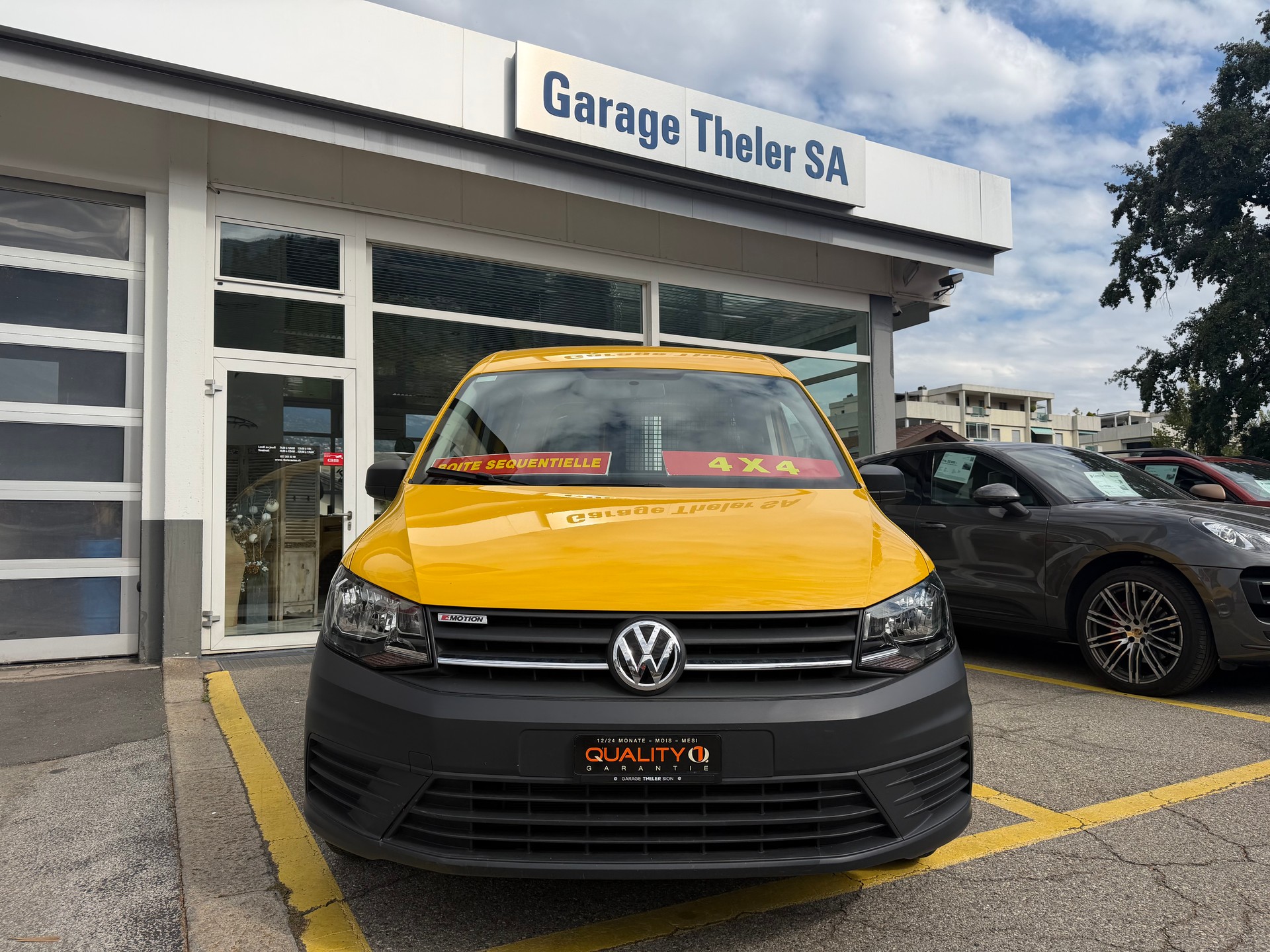 VW Caddy 2.0TDI 4Motion BlueMotion Technology DSG-image-4