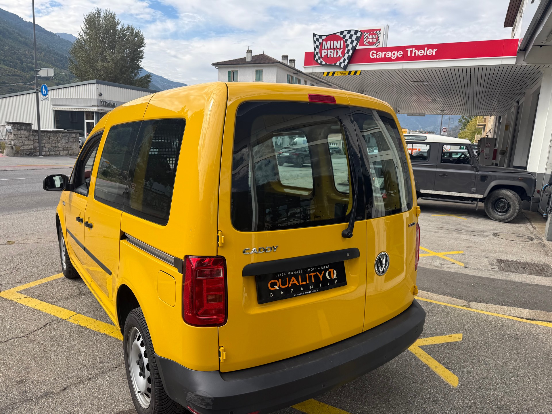 VW Caddy 2.0TDI 4Motion BlueMotion Technology DSG-image-9