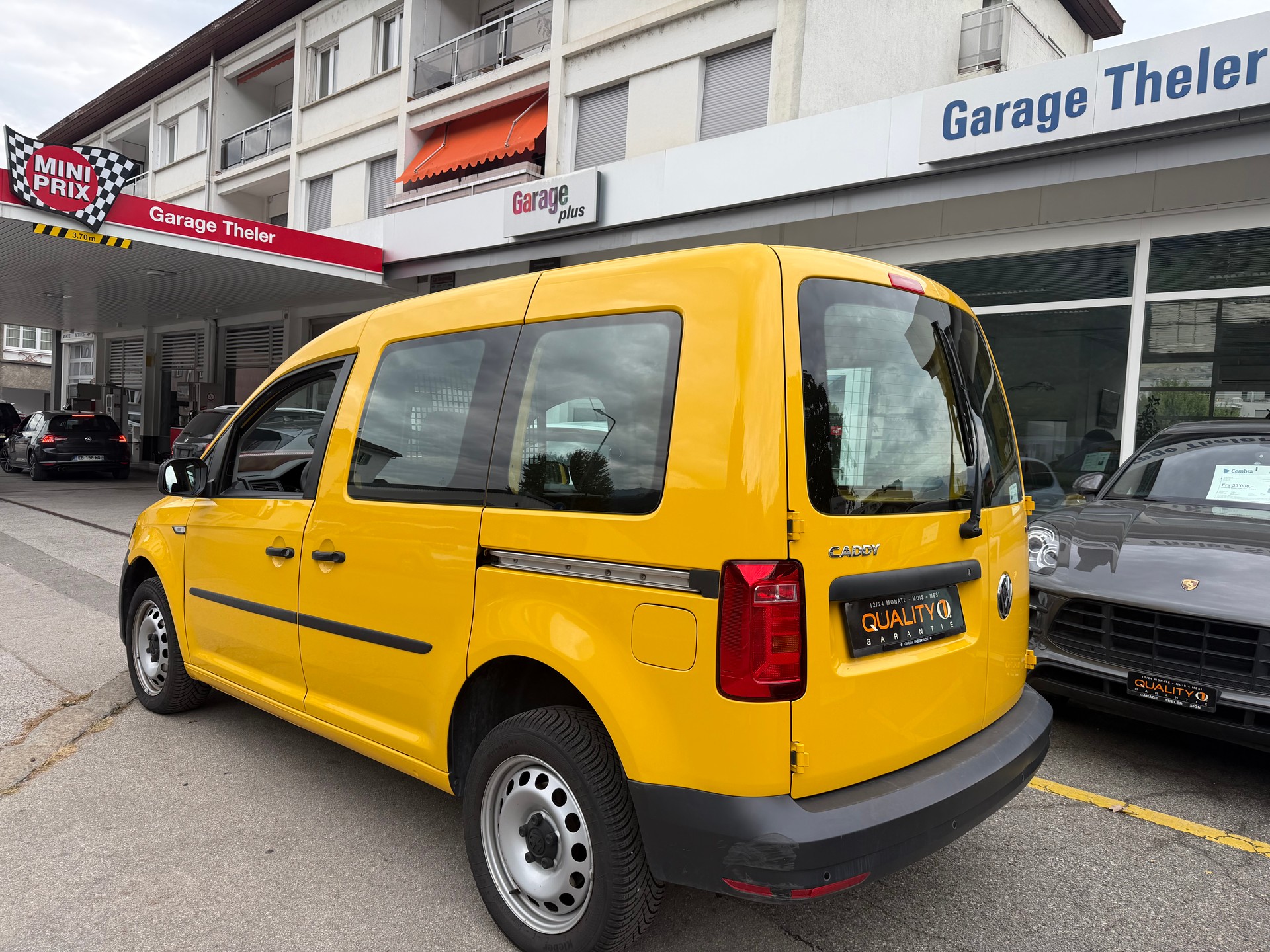 VW Caddy 2.0TDI 4Motion BlueMotion Technology DSG-image-1