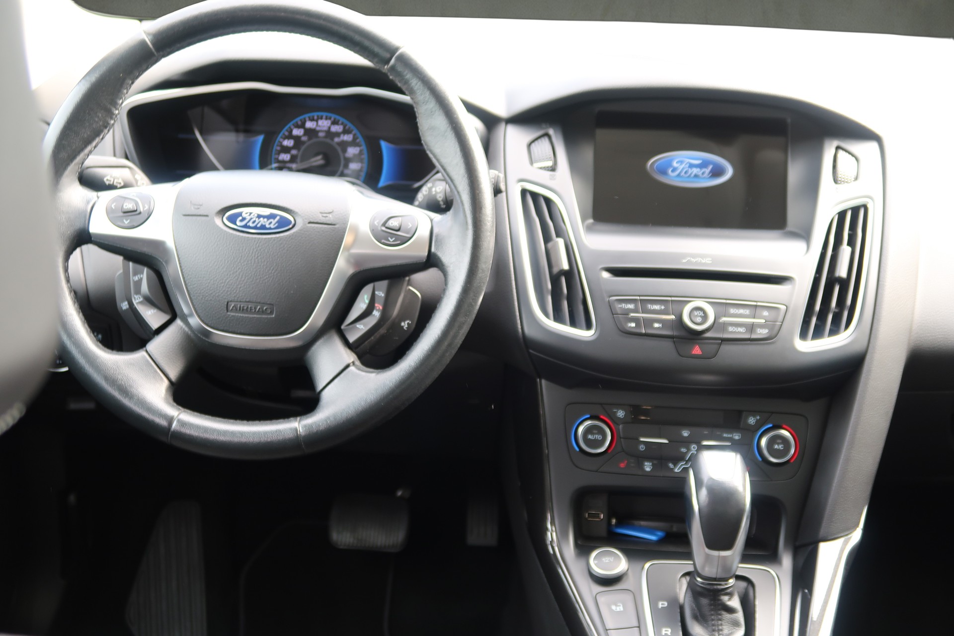 FORD Focus BEV Electric Automatic-image-10