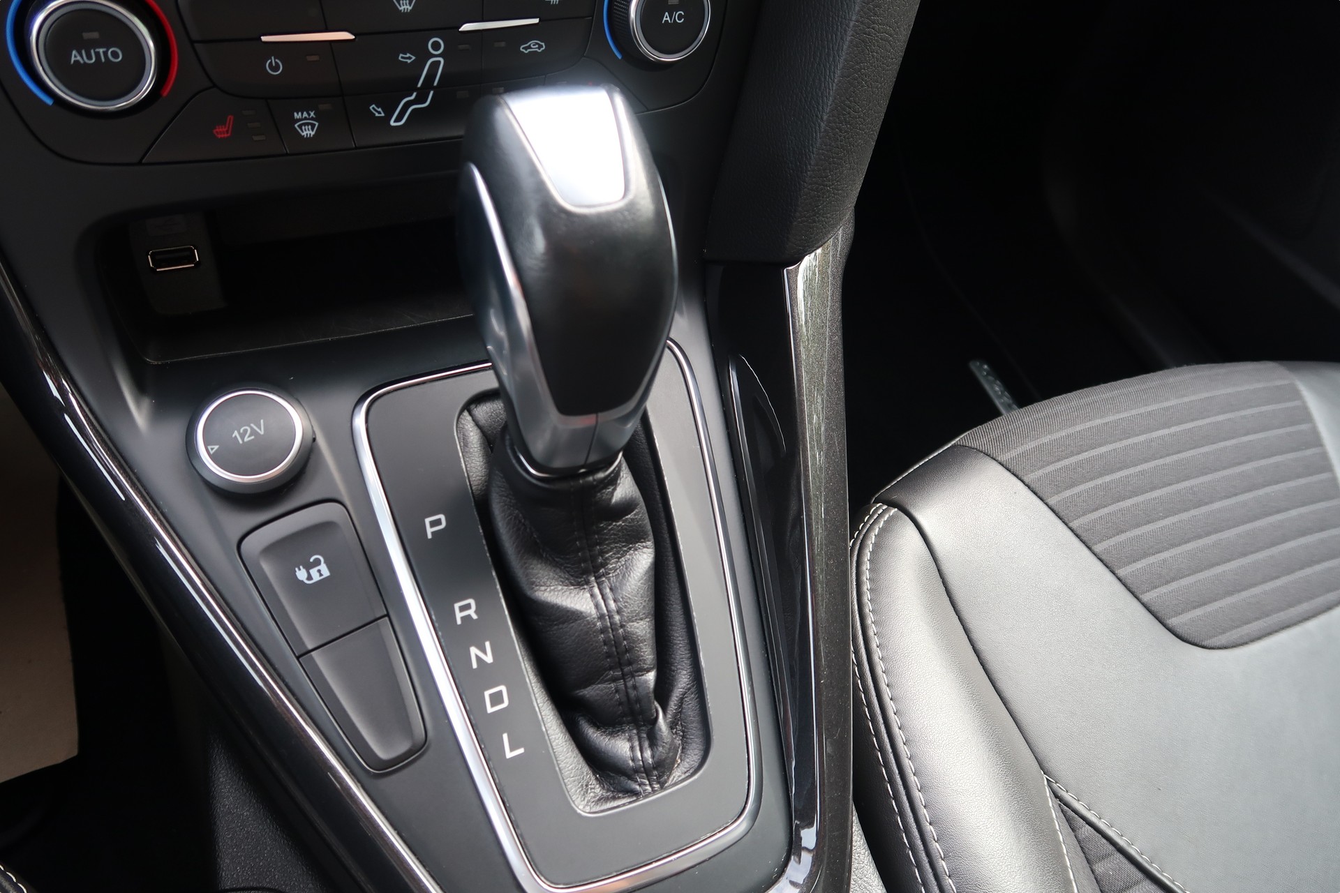FORD Focus BEV Electric Automatic-image-17