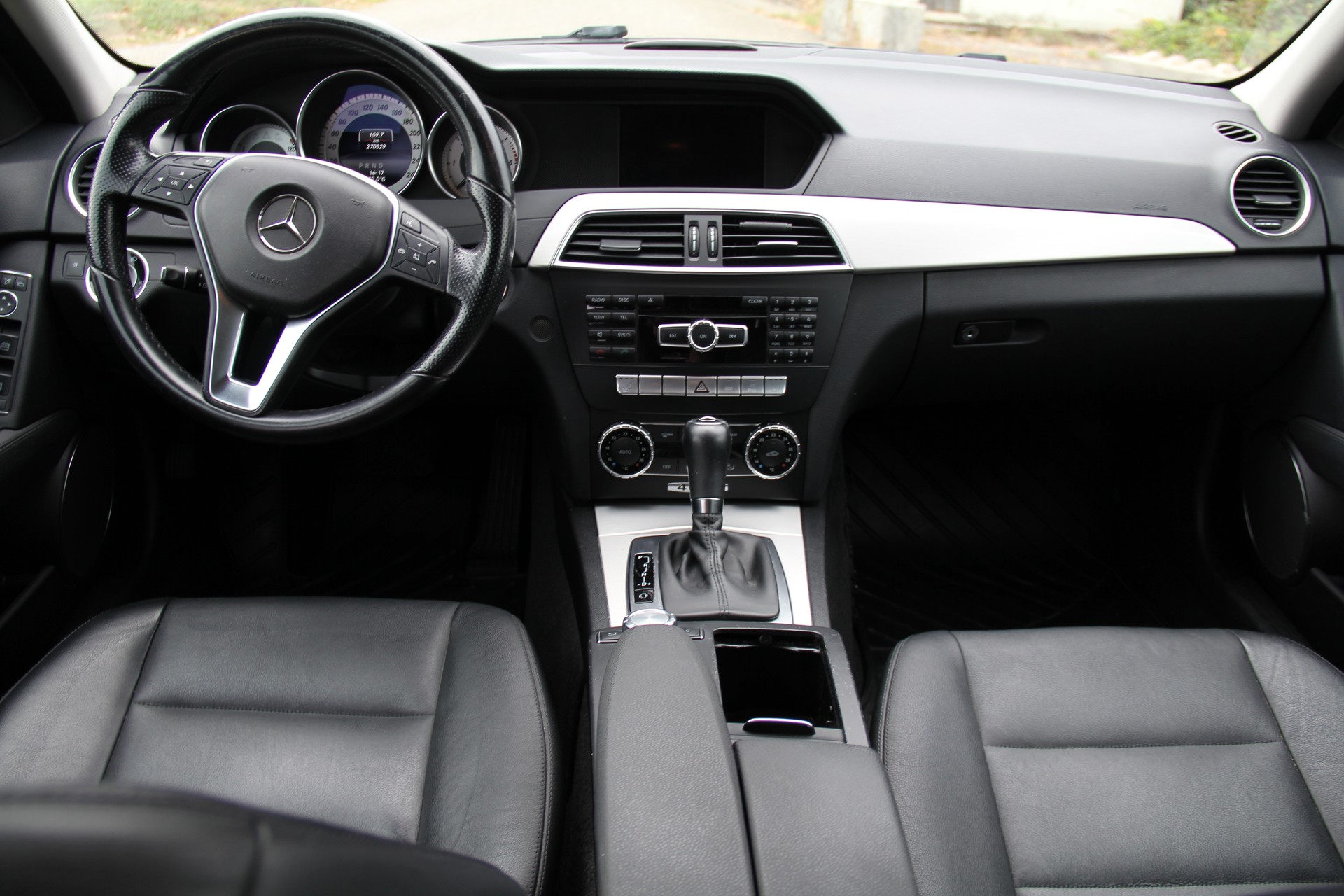 MERCEDES-BENZ C 220 CDI Avantgarde 4Matic 7G-Tronic-image-9