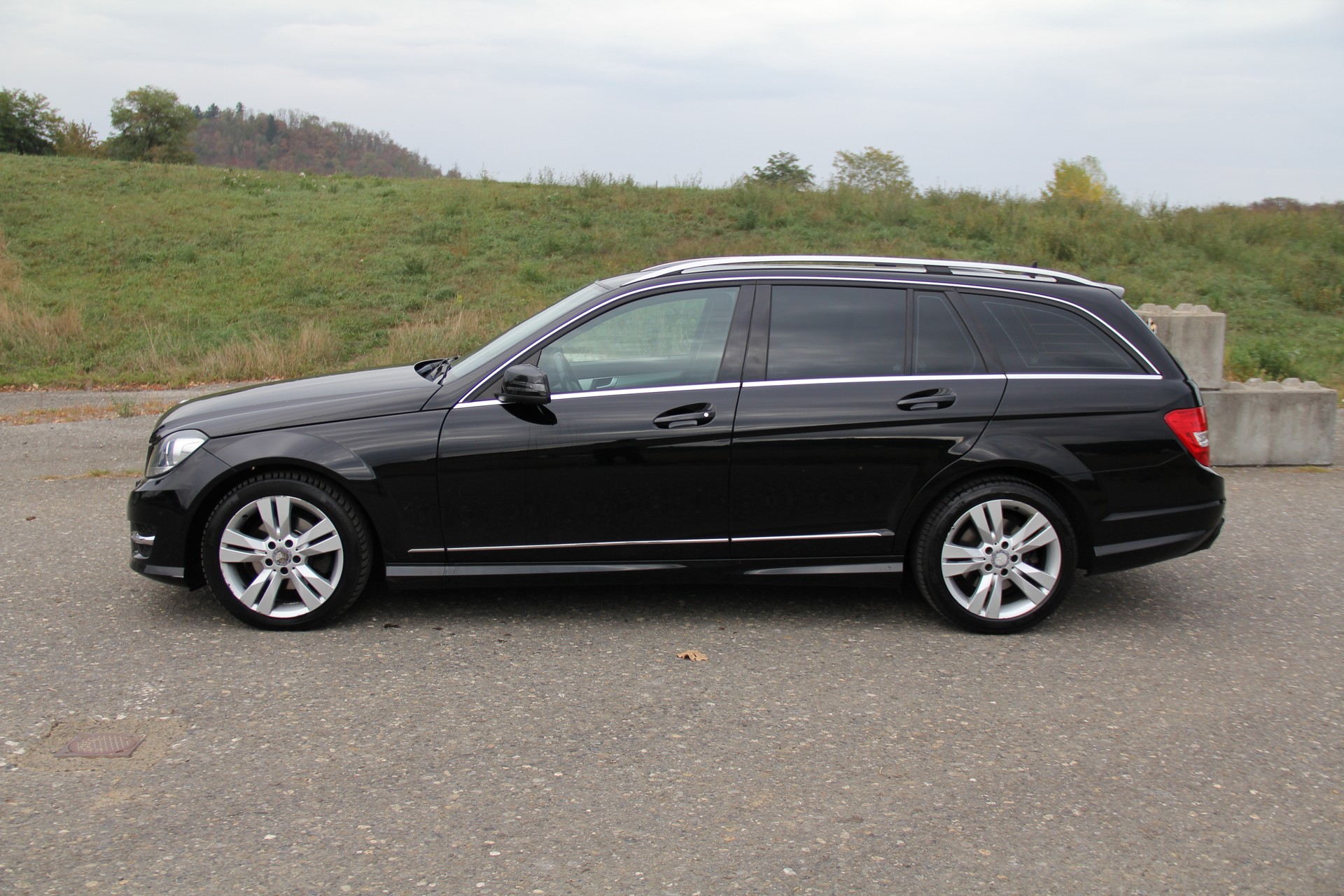 MERCEDES-BENZ C 220 CDI Avantgarde 4Matic 7G-Tronic-image-0