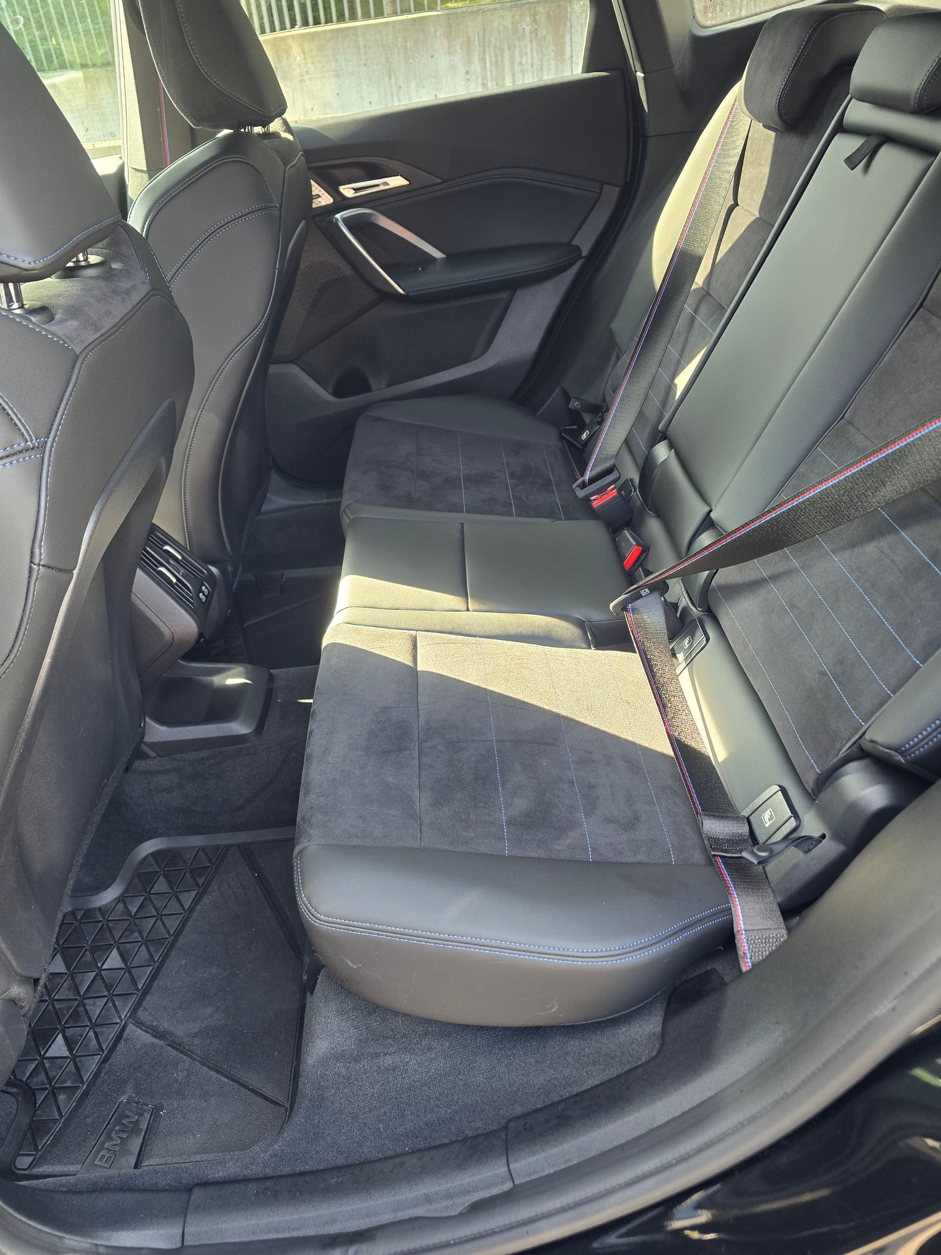 BMW 20d xDrive M Sport Pro-image-7