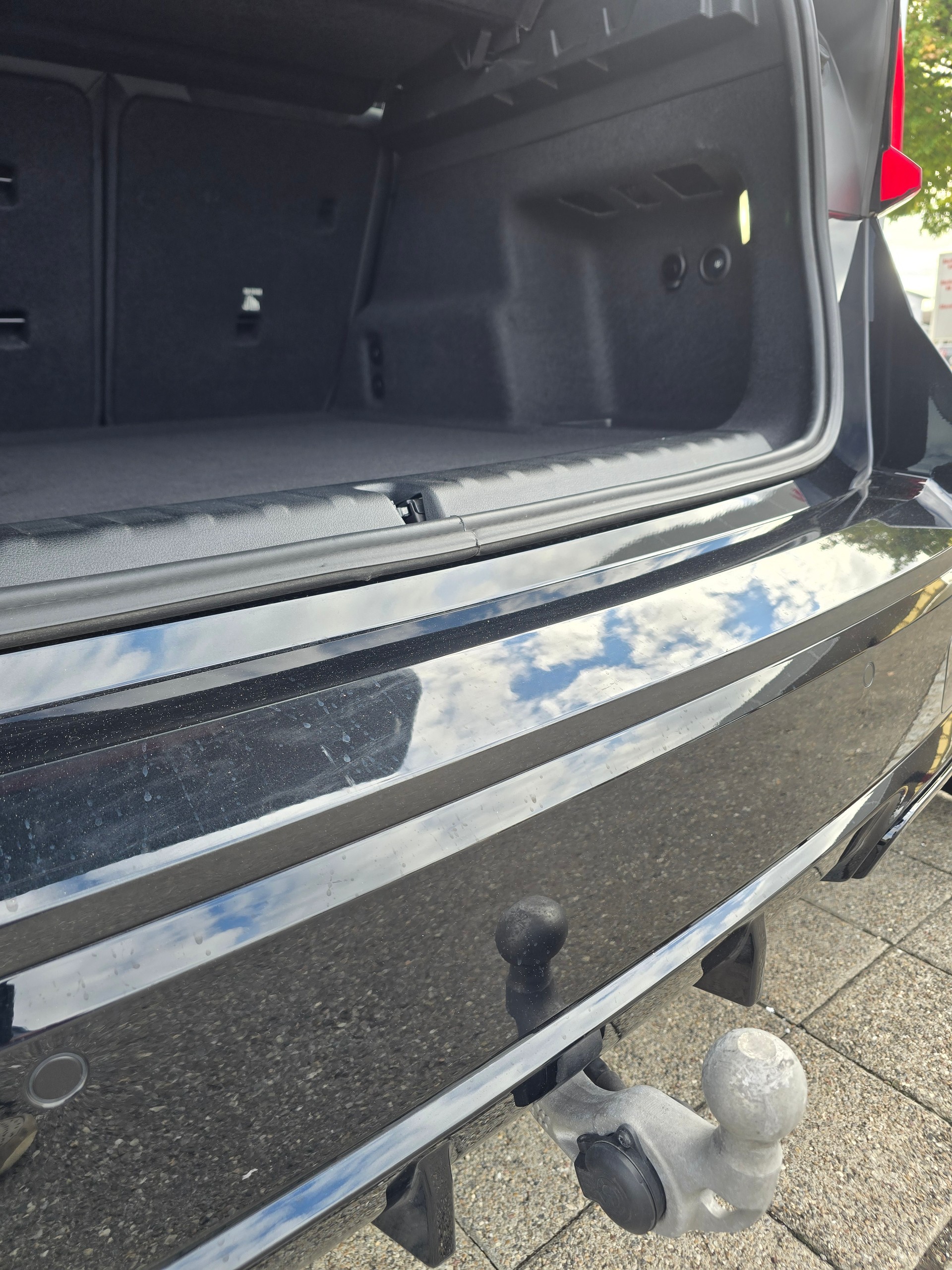 BMW X1 20d xDrive M Sport Pro mit AHK-image-16