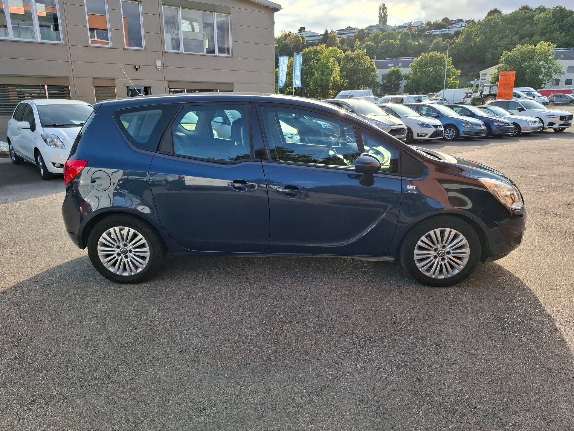 OPEL Meriva 1.4 Turbo Active Edition-image-5