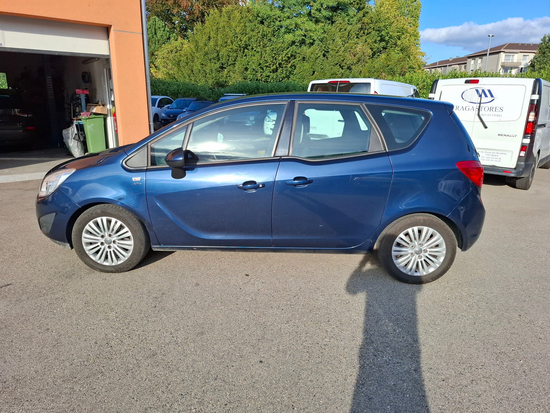 OPEL Meriva 1.4 Turbo Active Edition-image-4