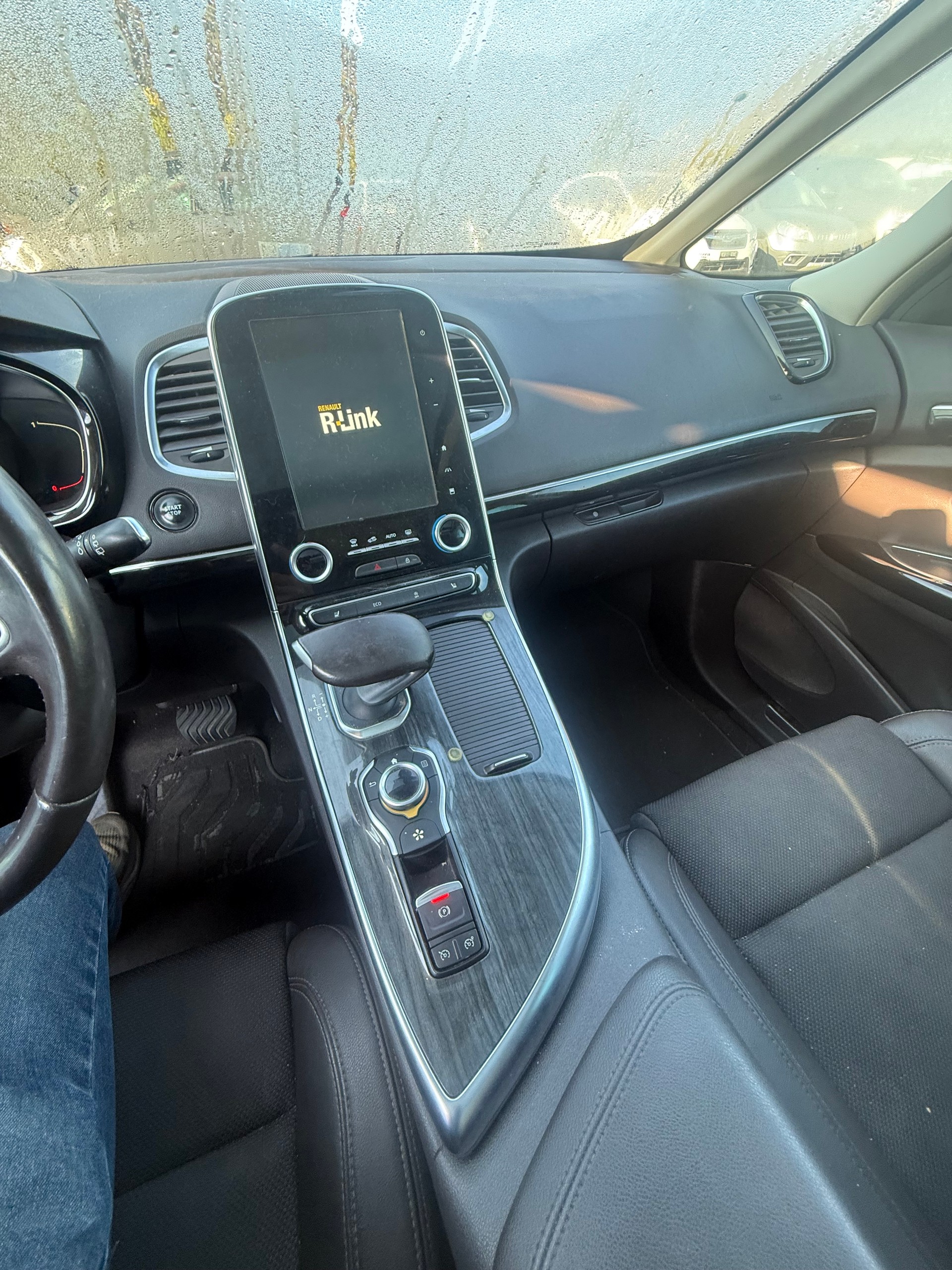 RENAULT Espace 1.6 TCe Initiale EDC-image-7