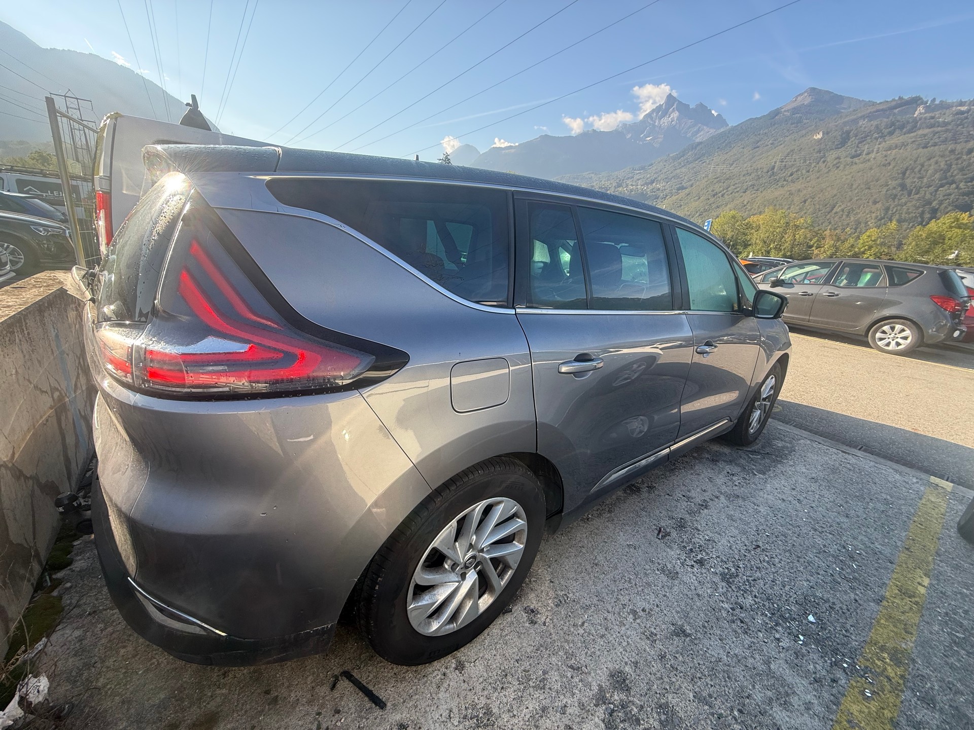 RENAULT Espace 1.6 TCe Initiale EDC-image-3