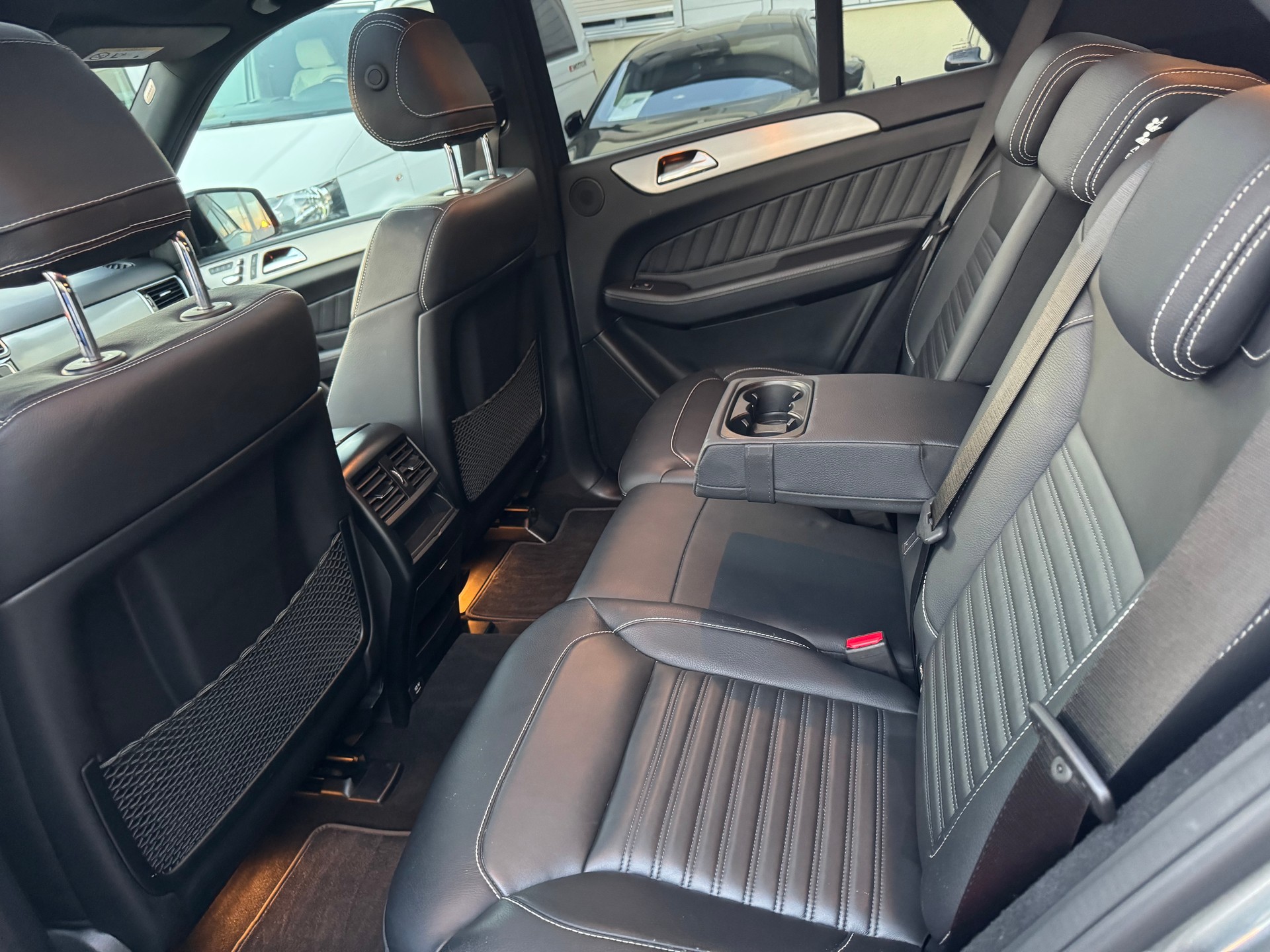 MERCEDES-BENZ GLE 500 e 4Matic AMG-LINE 7G-Tronic-image-21