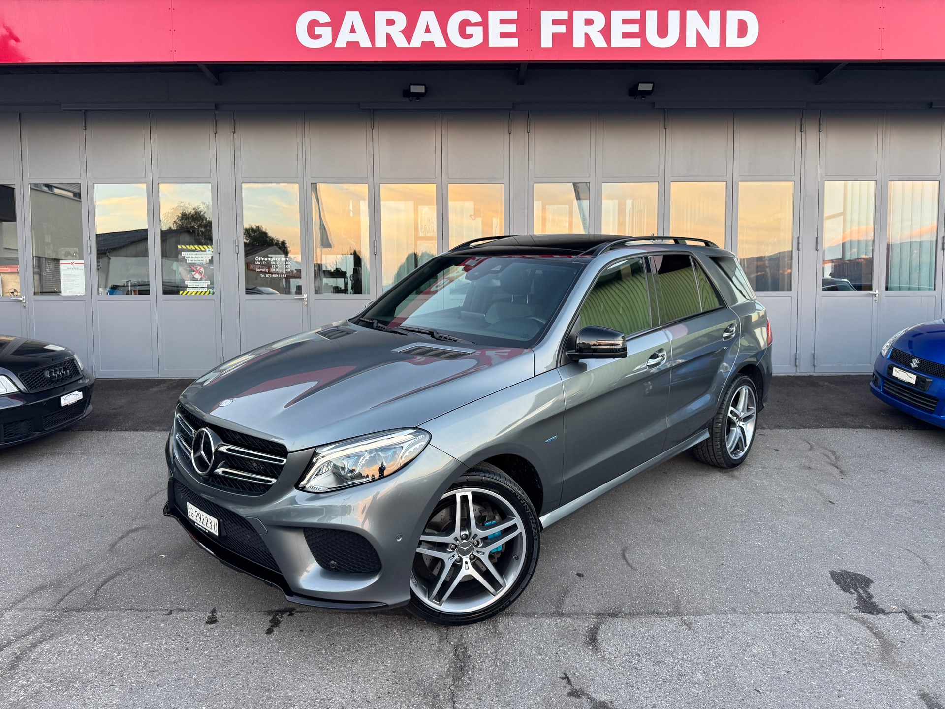 MERCEDES-BENZ GLE 500 e 4Matic AMG-LINE 7G-Tronic-image-3