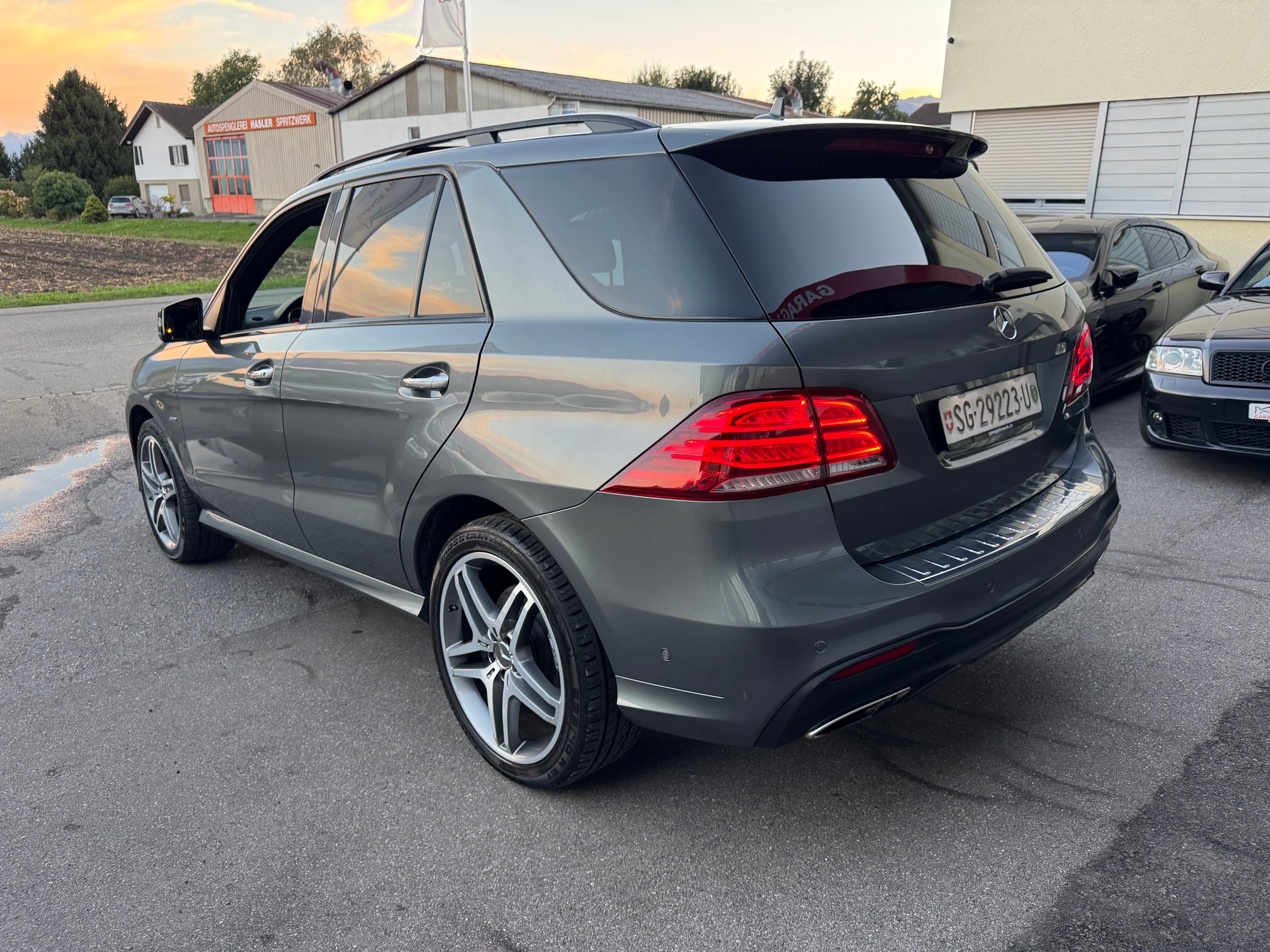 MERCEDES-BENZ GLE 500 e 4Matic AMG-LINE 7G-Tronic-image-8