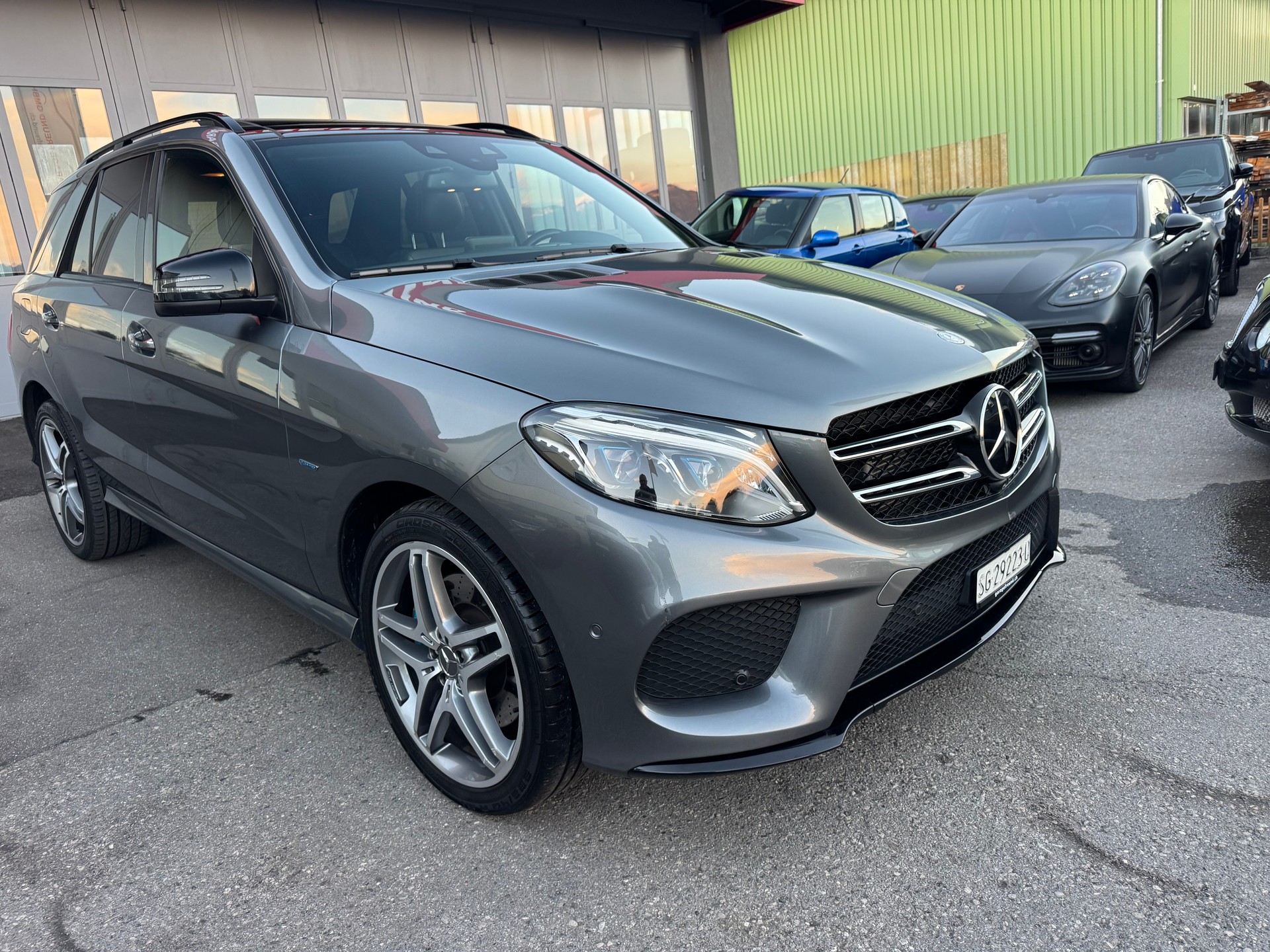 MERCEDES-BENZ GLE 500 e 4Matic AMG-LINE 7G-Tronic-image-1