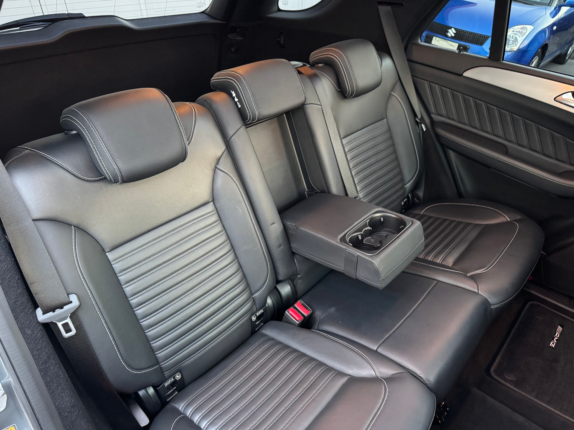 MERCEDES-BENZ GLE 500 e 4Matic AMG-LINE 7G-Tronic-image-18