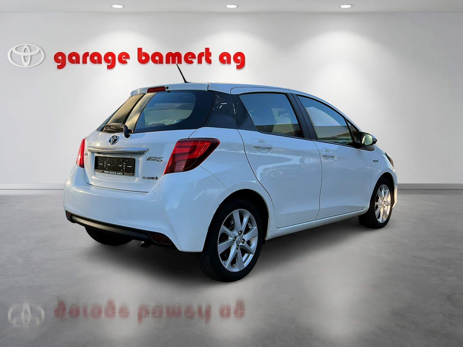 TOYOTA Yaris 1.5 VVT-i HSD Luna-image-5