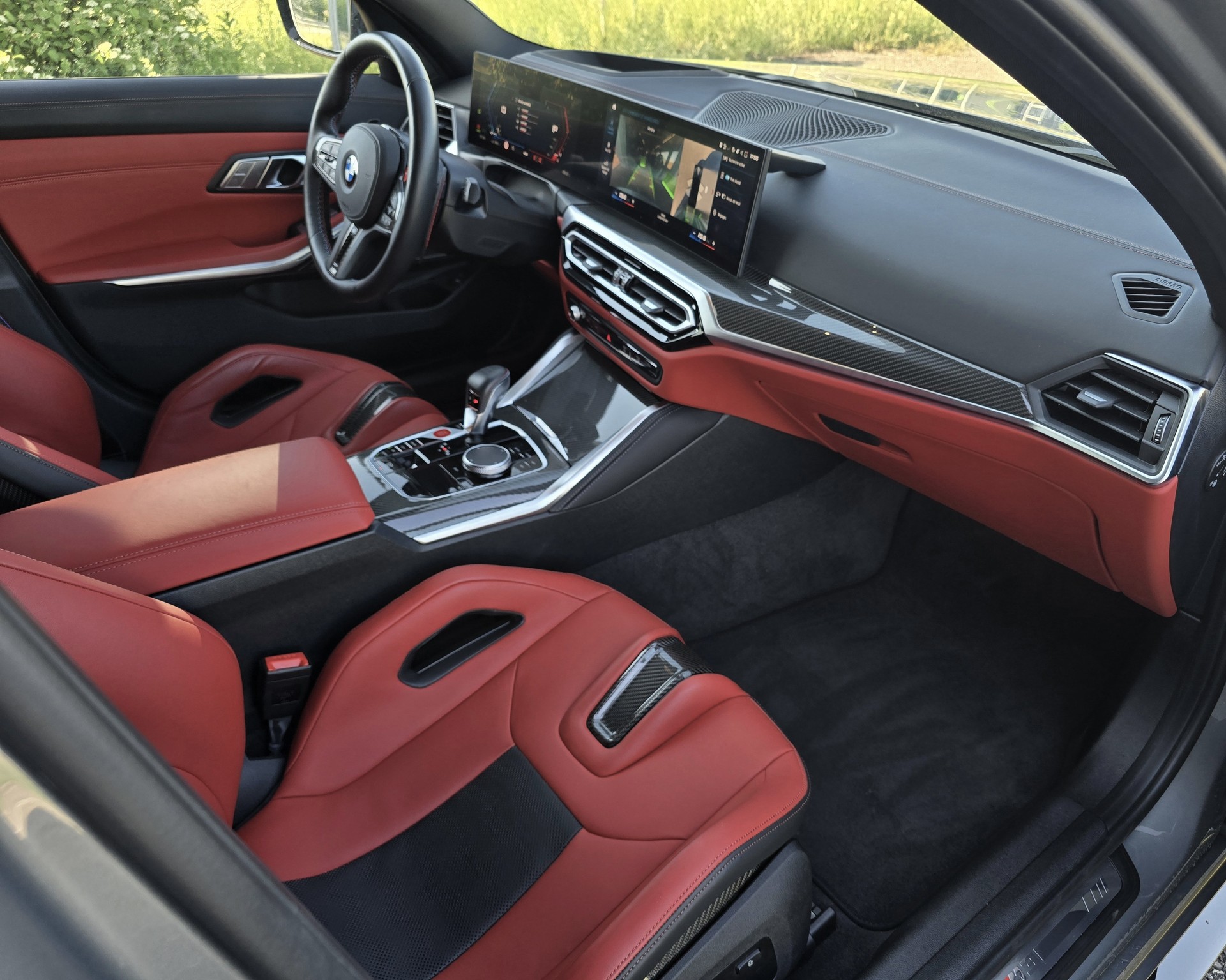 BMW M3 Touring xDrive Competition M INDIVUDAL-image-13