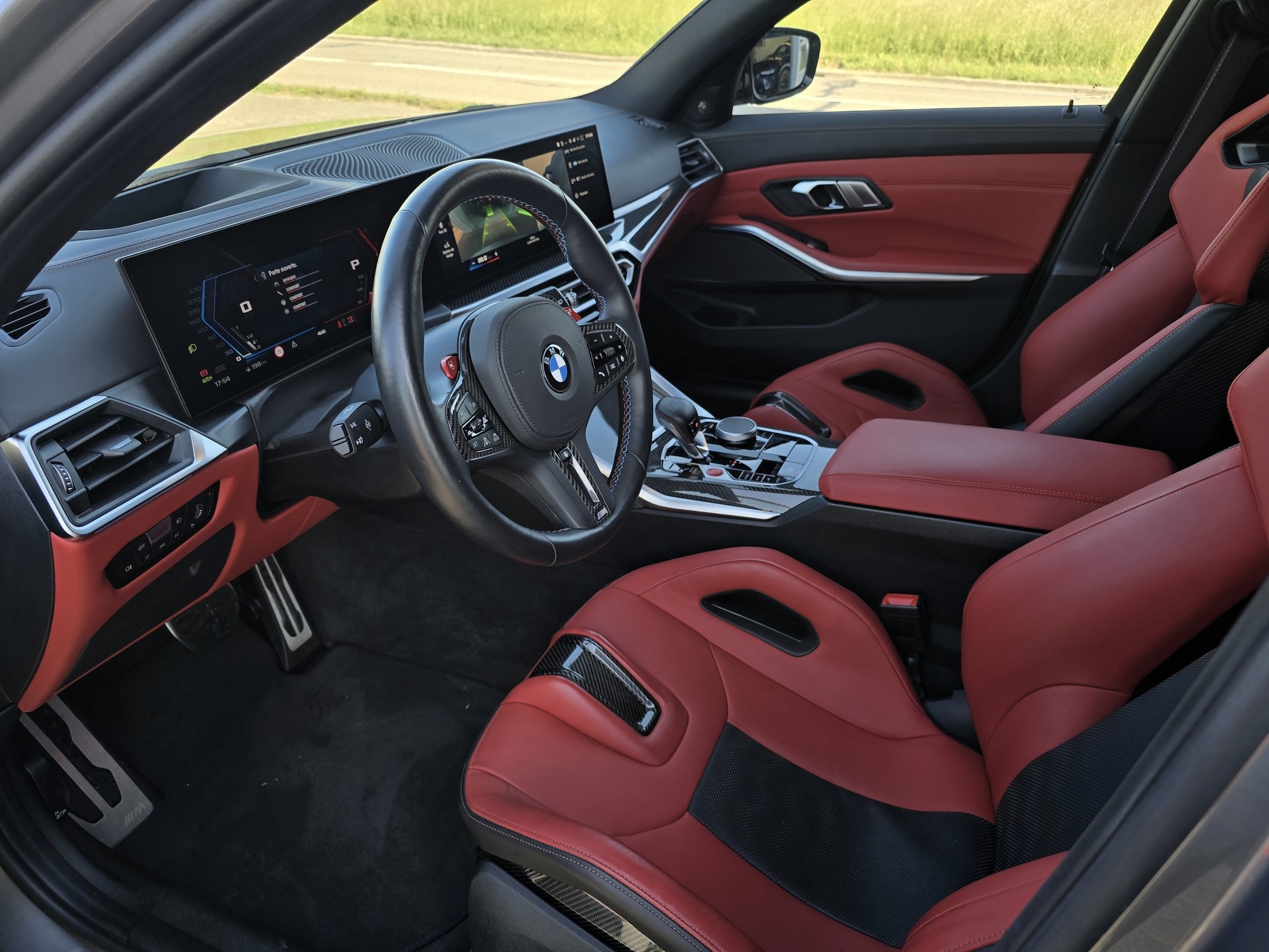 BMW M3 Touring xDrive Competition M INDIVUDAL-image-11