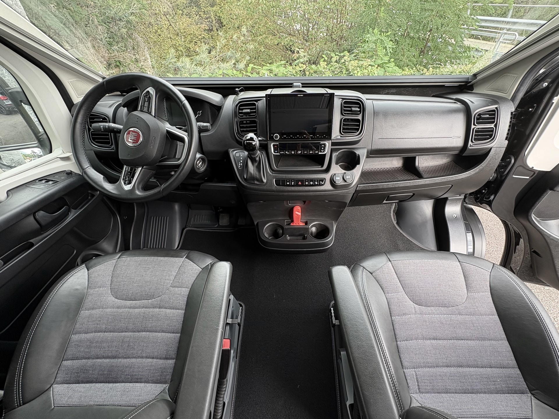ADRIA Supreme 640 SGX Maxi 40H-image-3