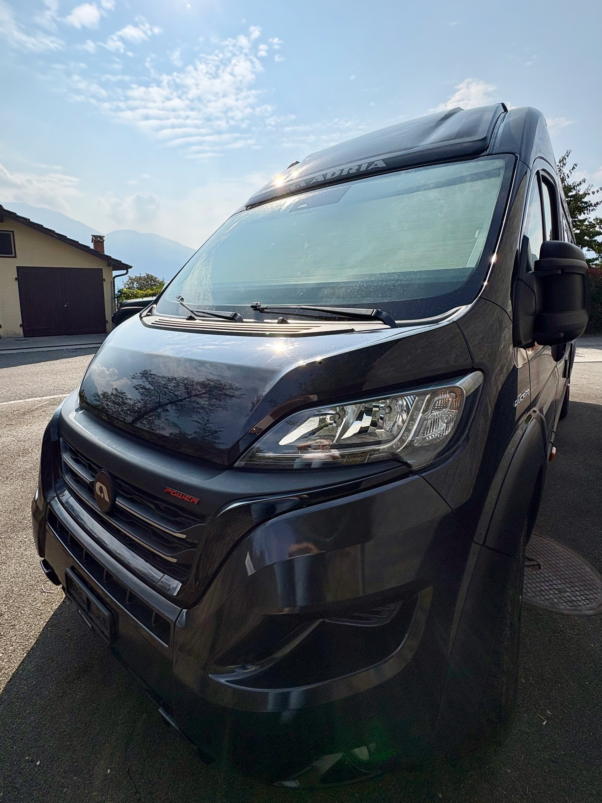 ADRIA Supreme 640 SGX Maxi 40H-image-1
