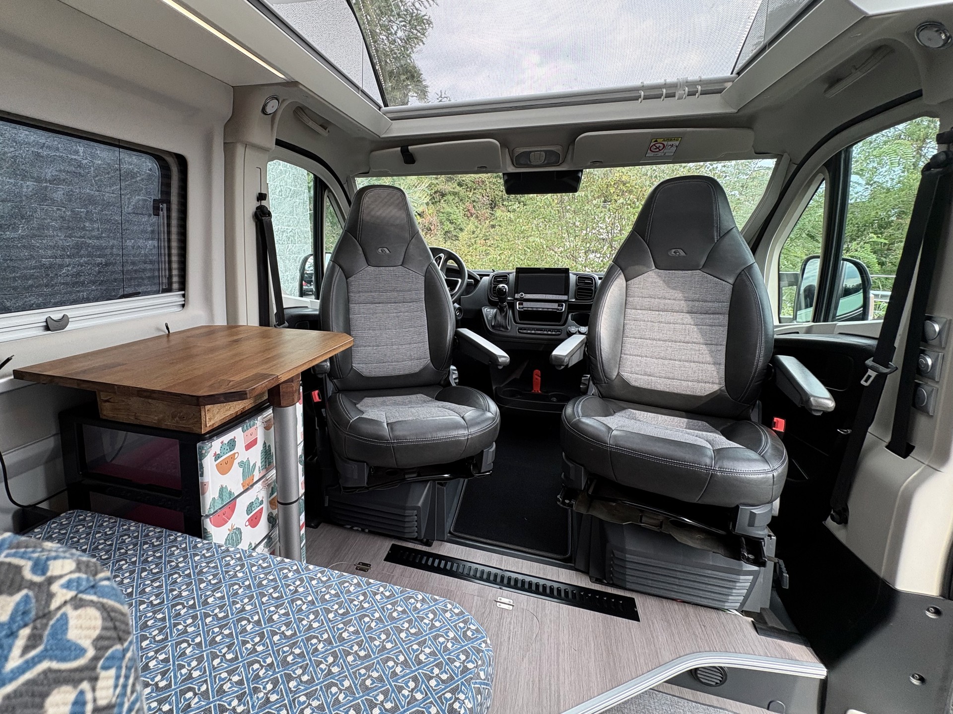 ADRIA Supreme 640 SGX Maxi 40H-image-5