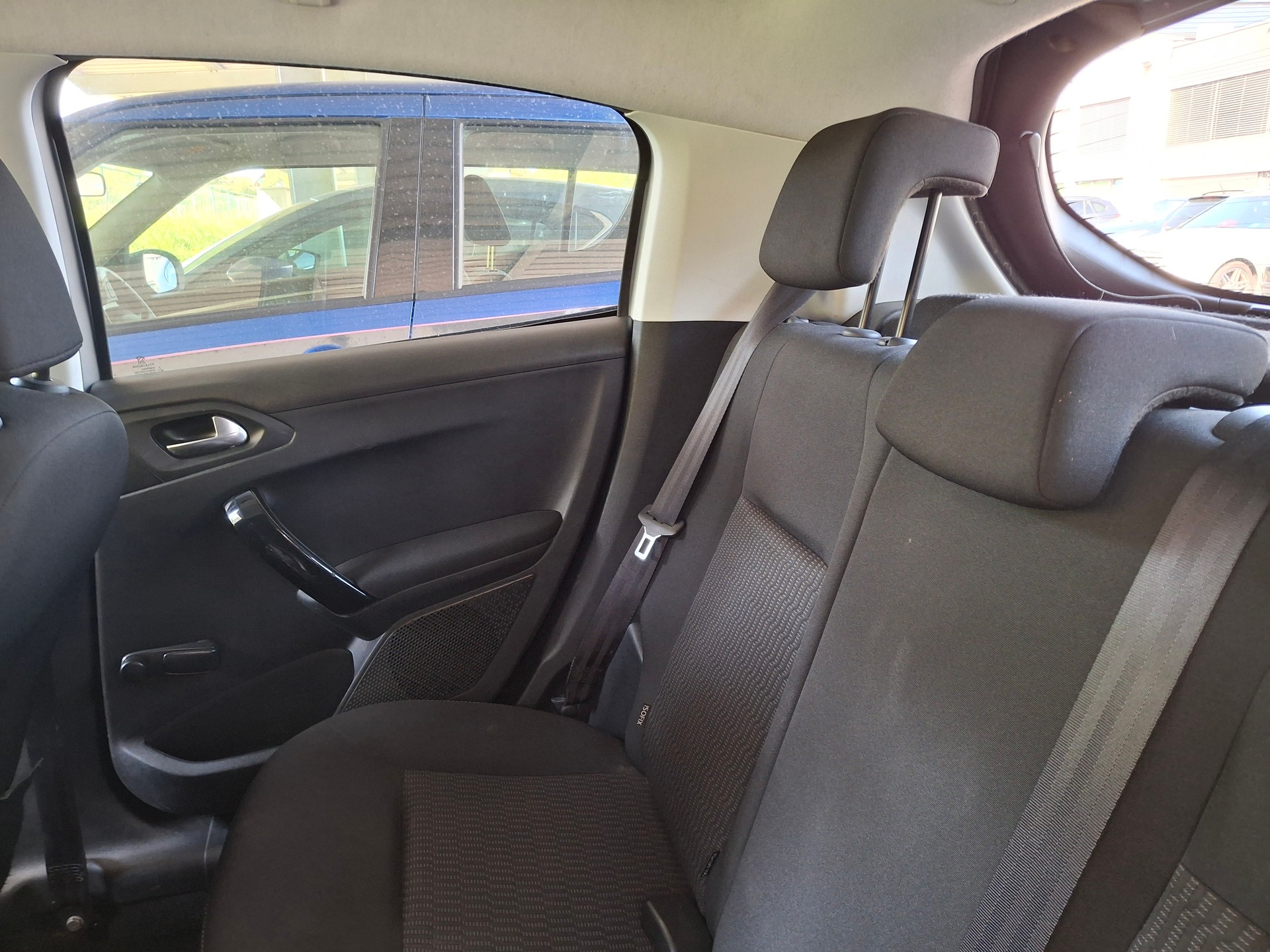 PEUGEOT 1.2 PureTech Style-image-5