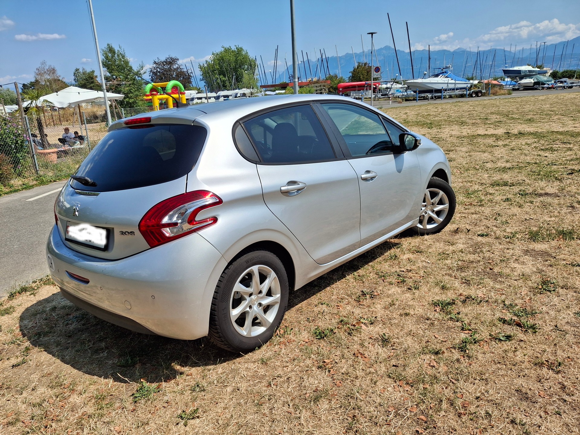 PEUGEOT 1.2 PureTech Style-image-1