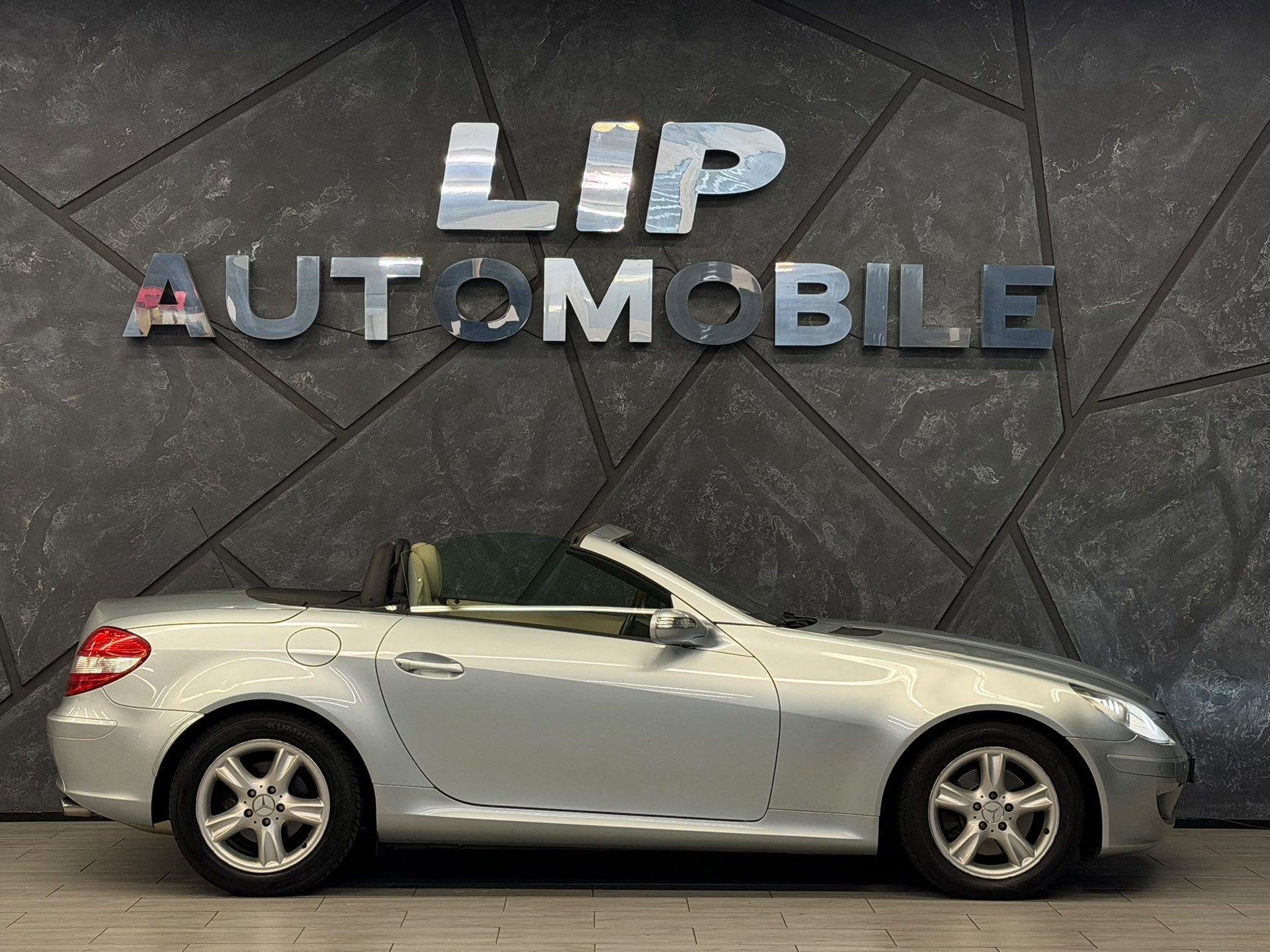 MERCEDES-BENZ SLK 280-showroom-element-3