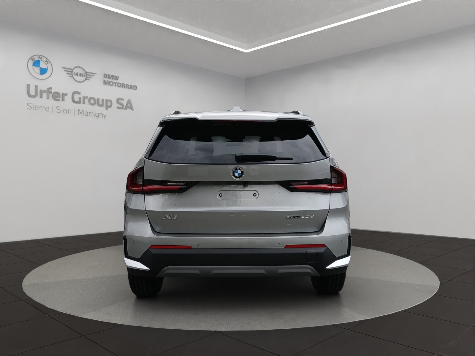 BMW X1 xDrive 20d 48V-image-3