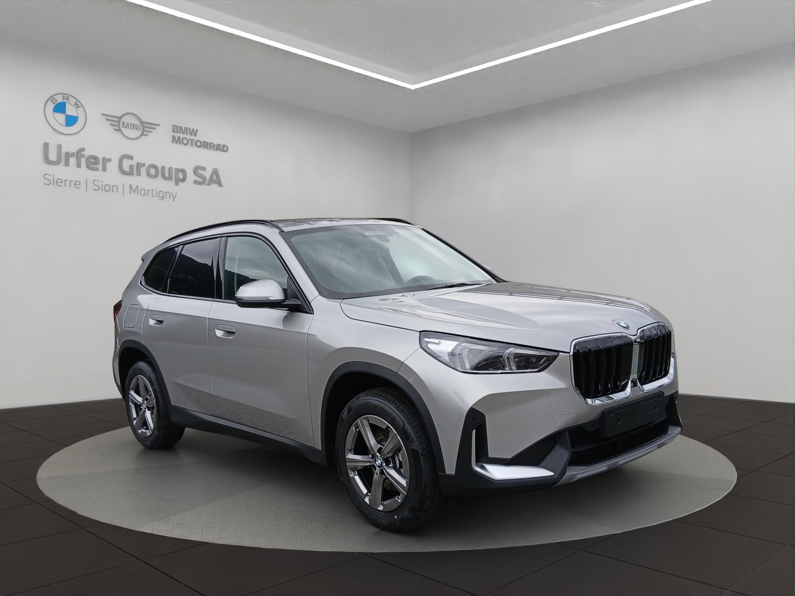 BMW X1 xDrive 20d 48V-image-5